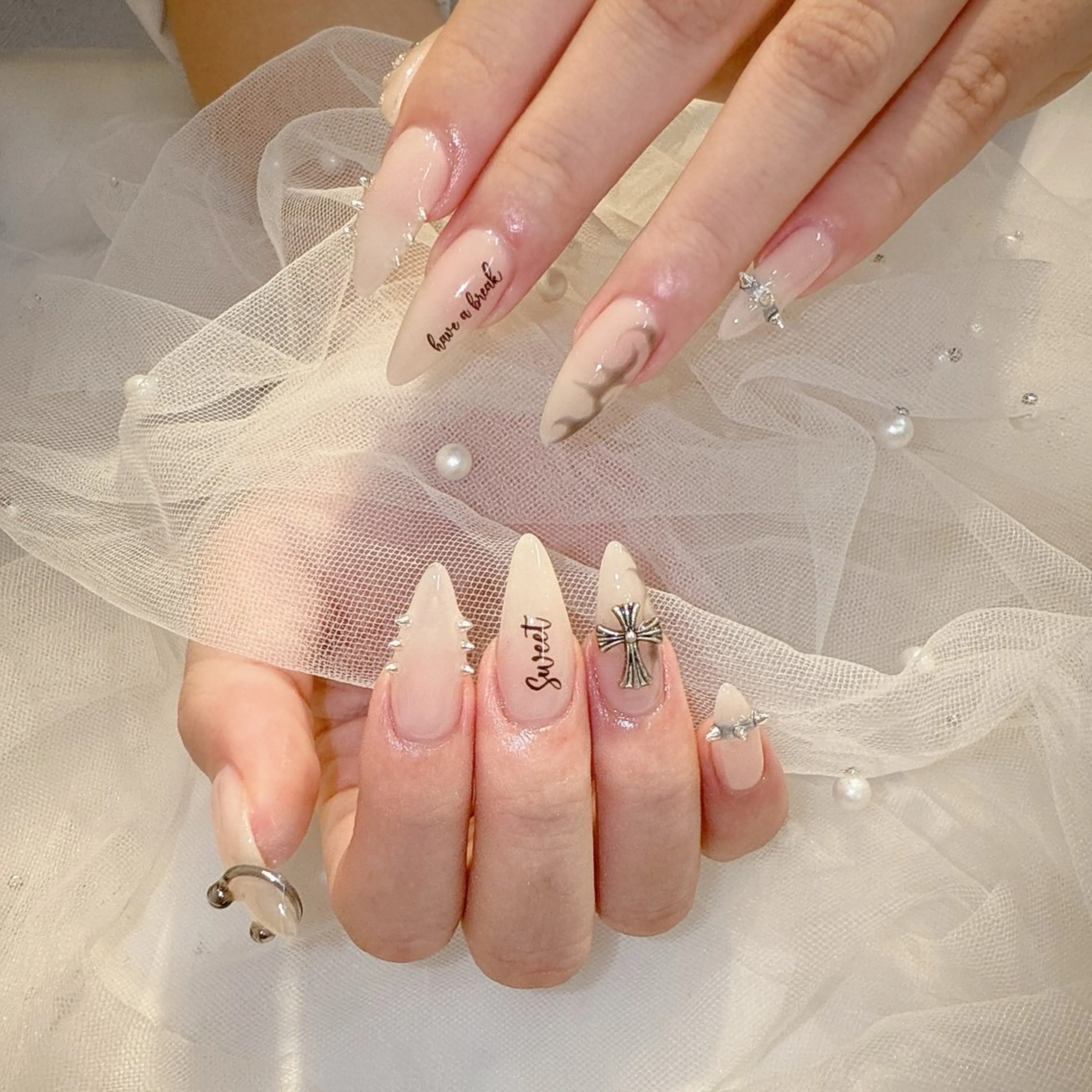 ネイル ハンドネイル DG nailのネイルデザイン