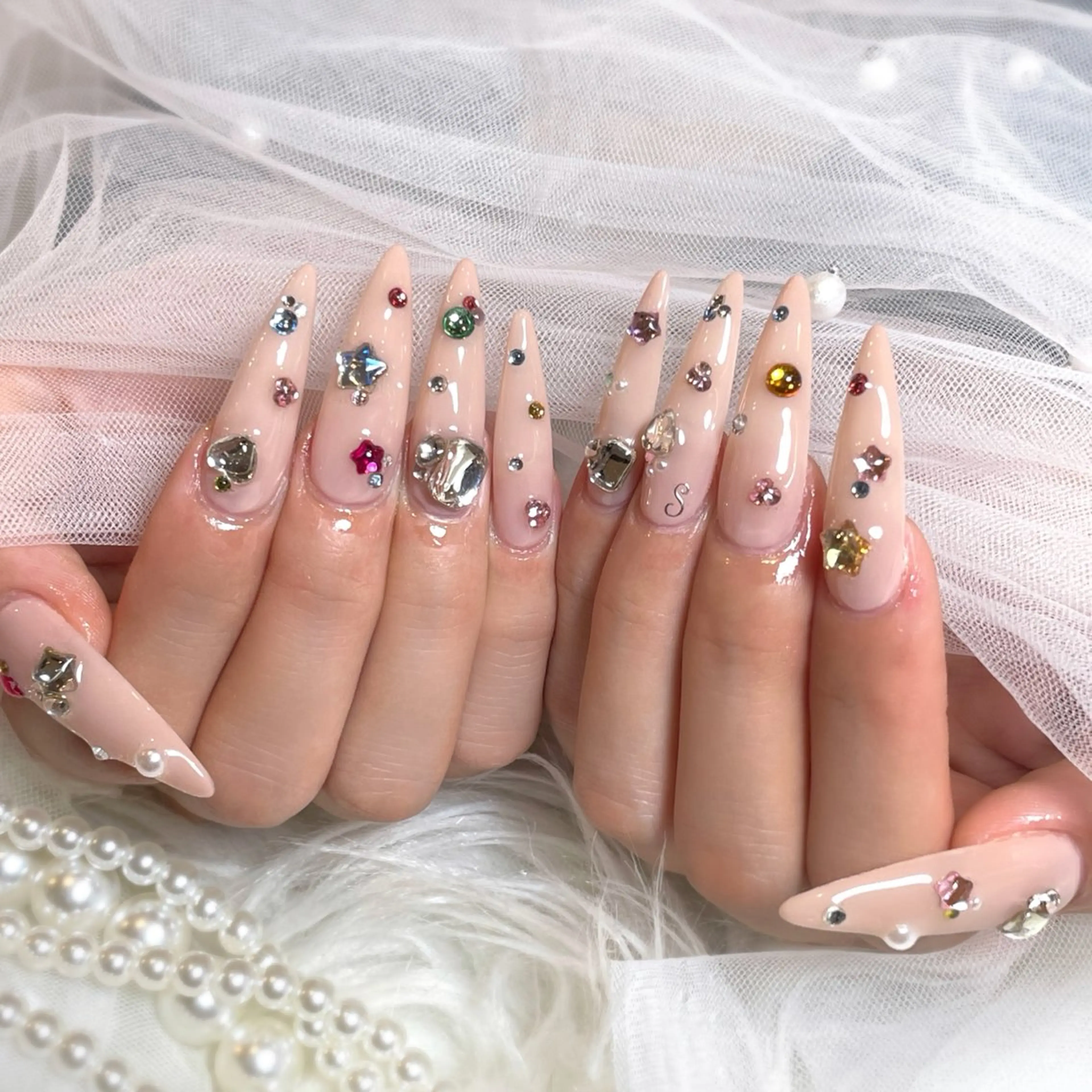 ネイル ハンドネイル yurika 🌷.*･ﾟのネイルデザイン