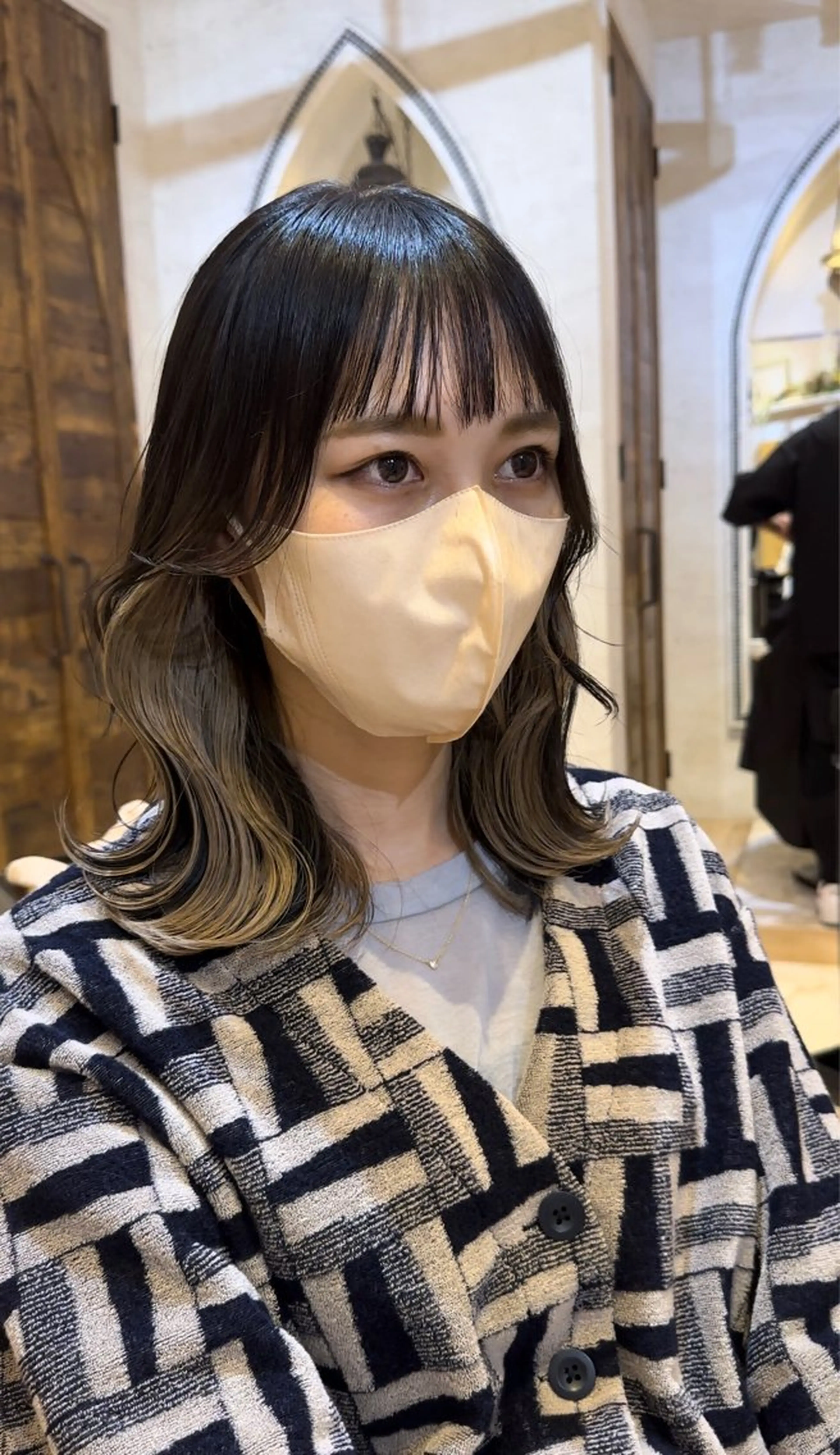 ミディアム カット ヘアカラー トリートメント ブリーチなしダブル カラー縮毛矯正　下野のヘアスタイル