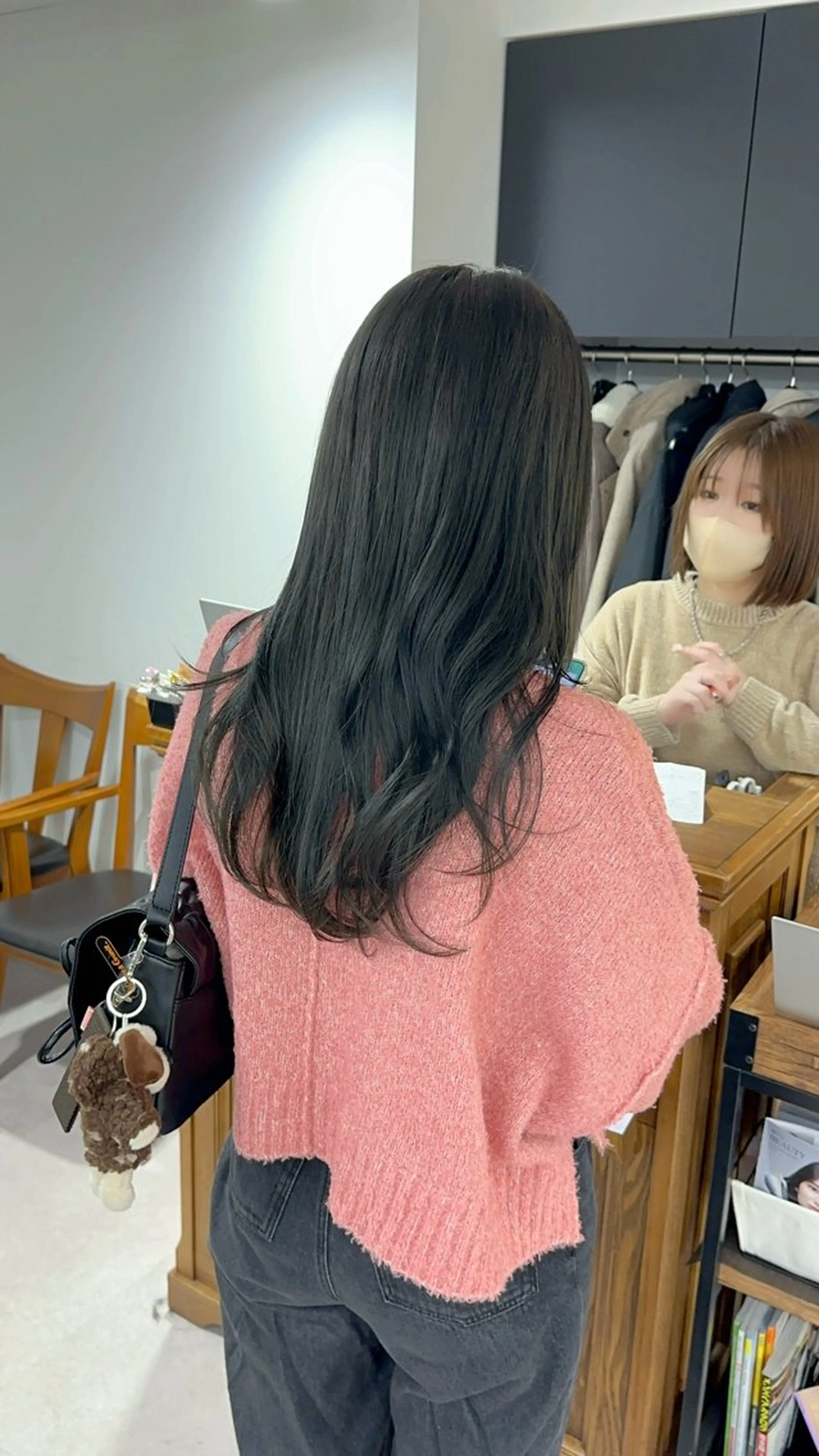 ロング カラー パーマ ヘアアレンジ メンズ キッズ ヘアカラー レイヤーカット 🌿透け感カラーのヘアスタイル