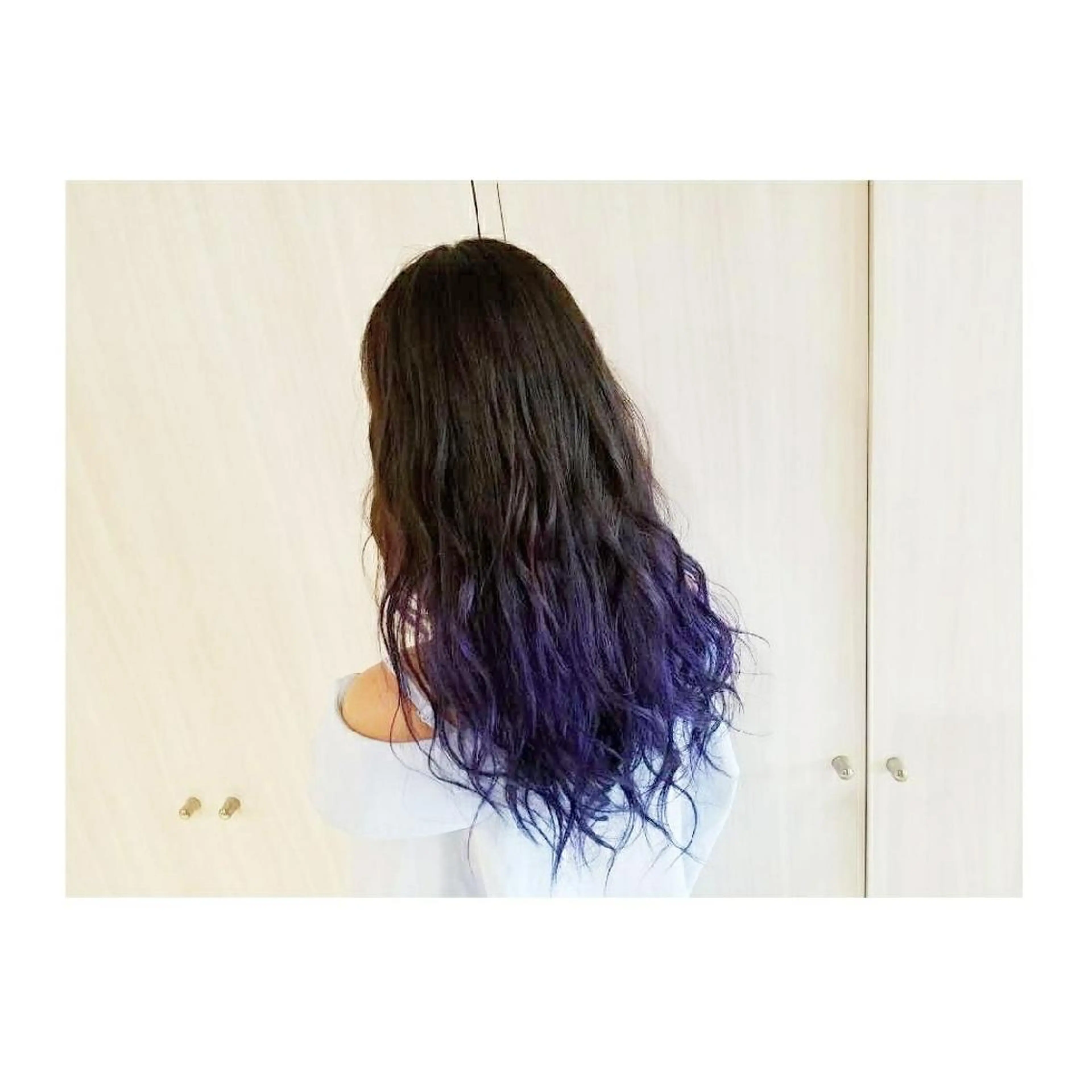 ロング カラー グラデーションカラー パープルカラー Luana 矢場町のヘアスタイル