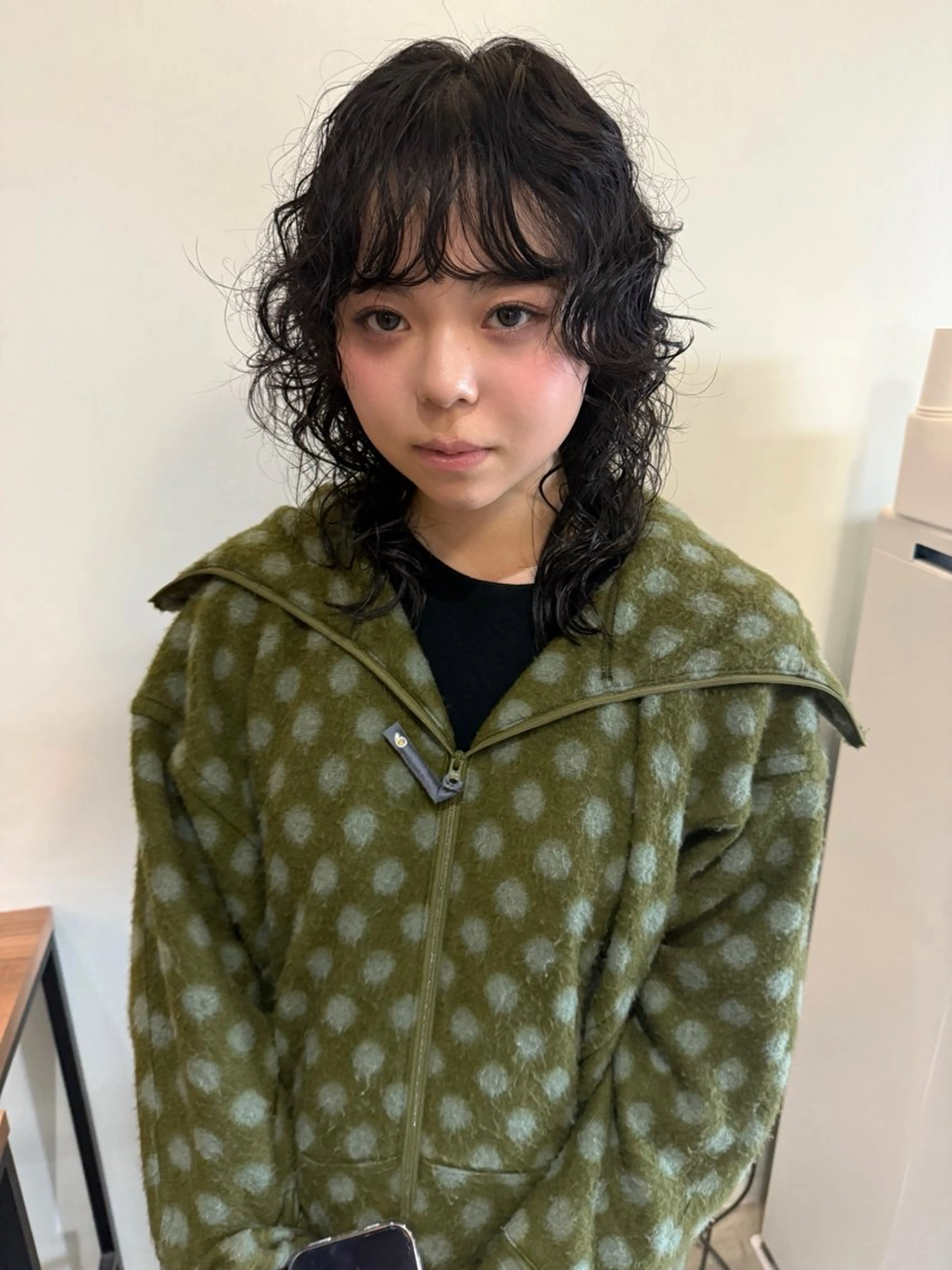 ミディアム ミディアムパーマ ハイレイヤー レイヤーカット カット パーマ レイヤーカット\ウル フ　chinatsuのヘアスタイル
