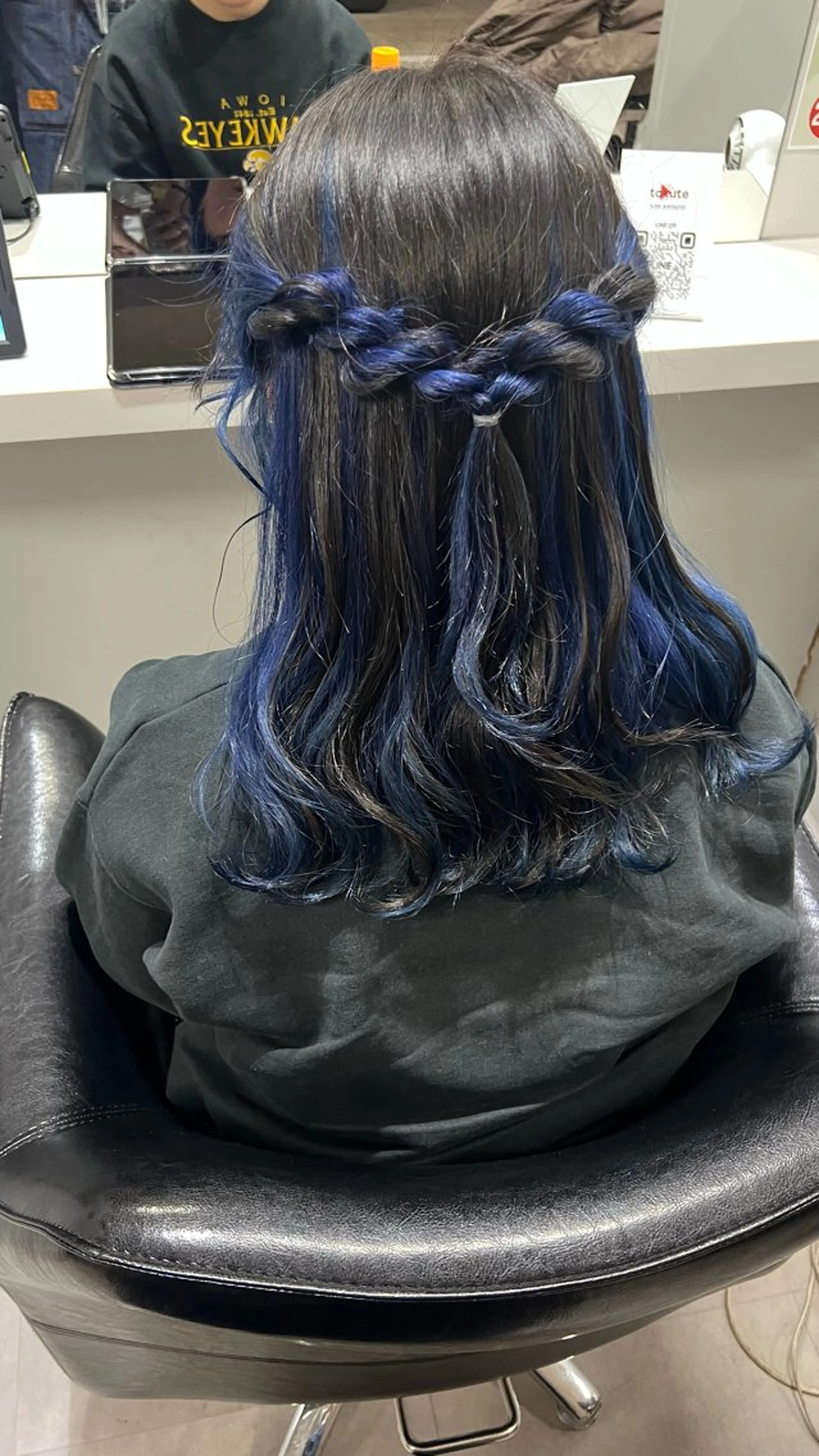 ミディアム カラー ヘアカラー 🎀tokute ナオ🧸のヘアスタイル