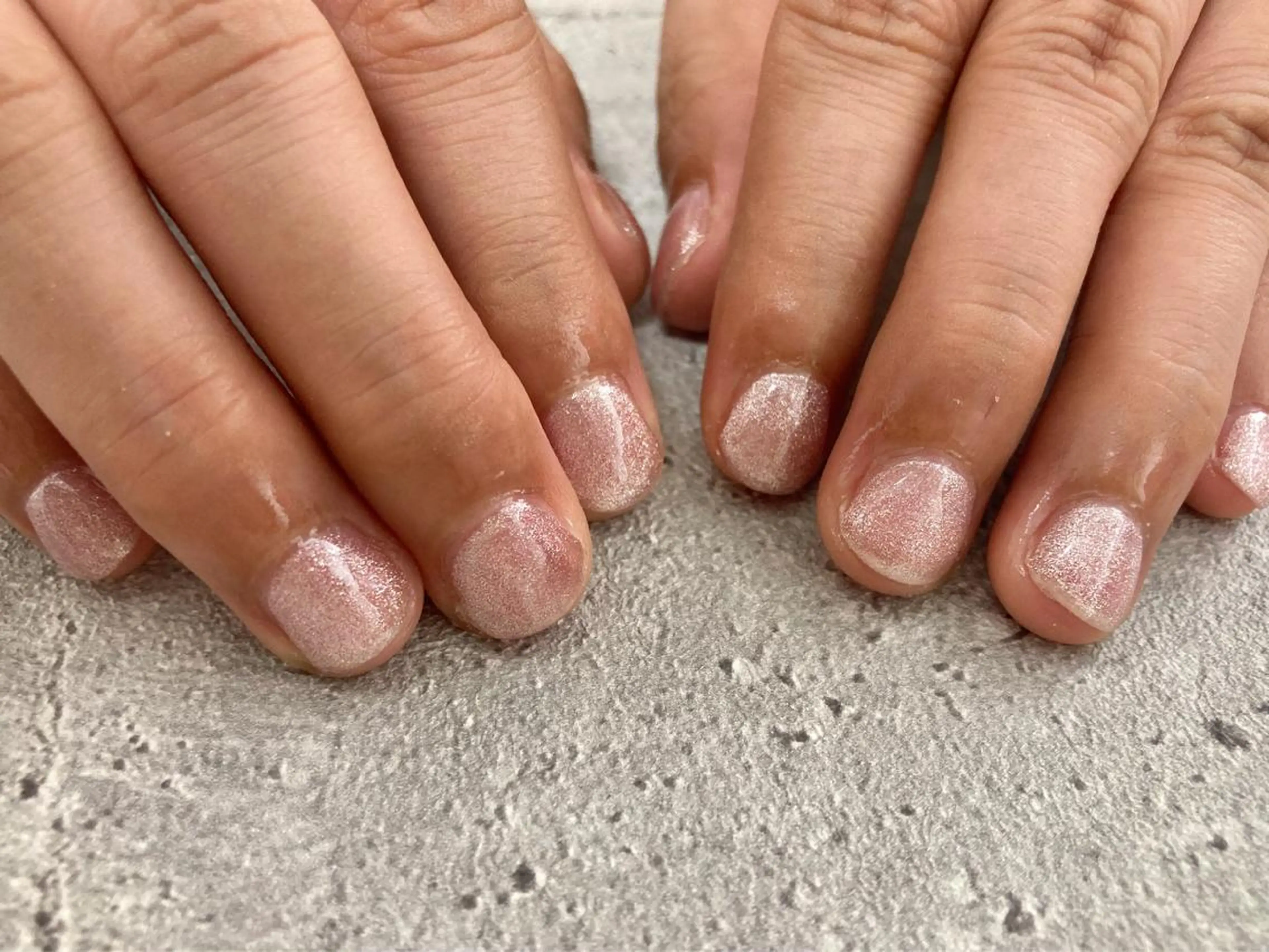 ネイル マグネットネイル ピンク ハンドネイル mogunail &blowのネイルデザイン