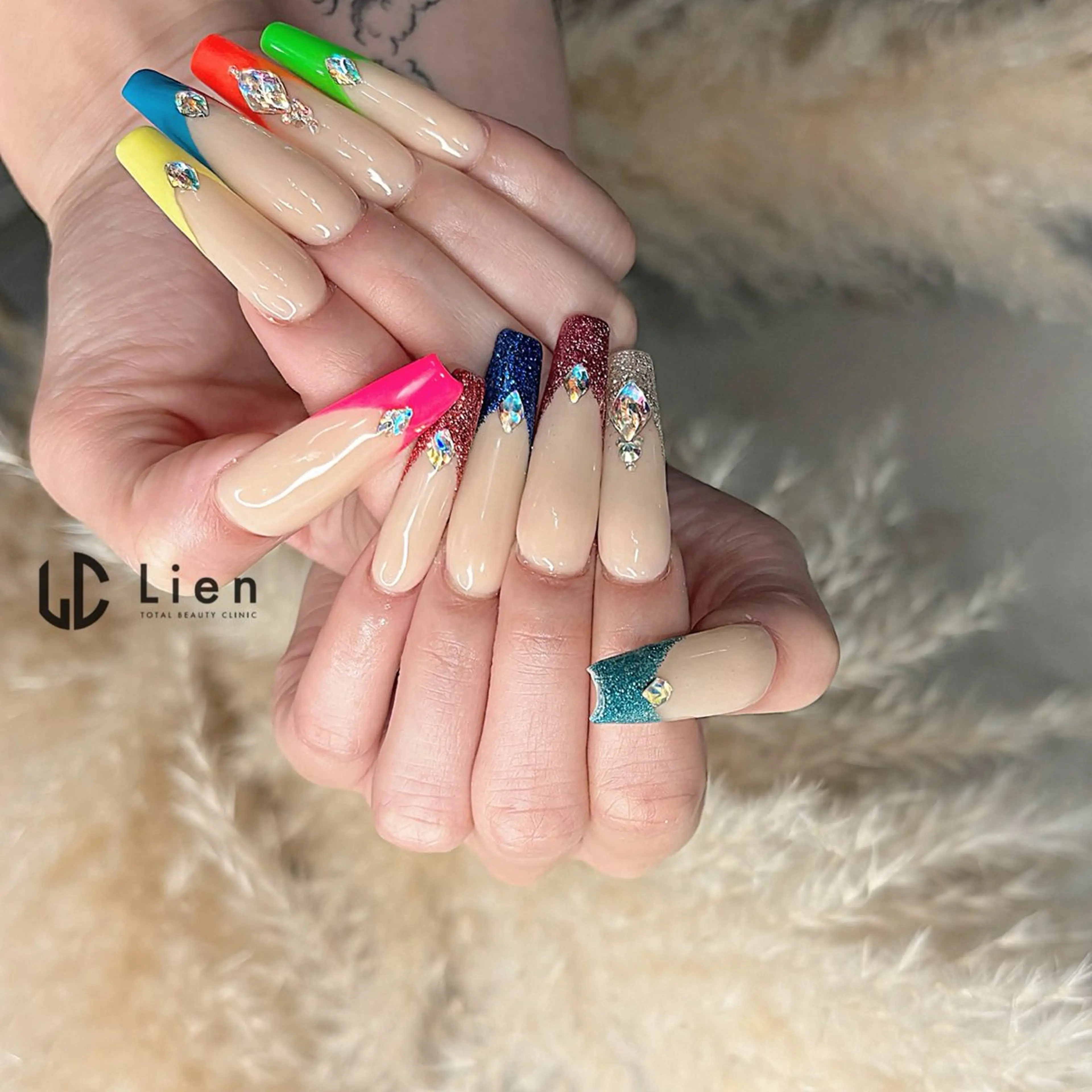 ネイル 山田 真里のネイルデザイン