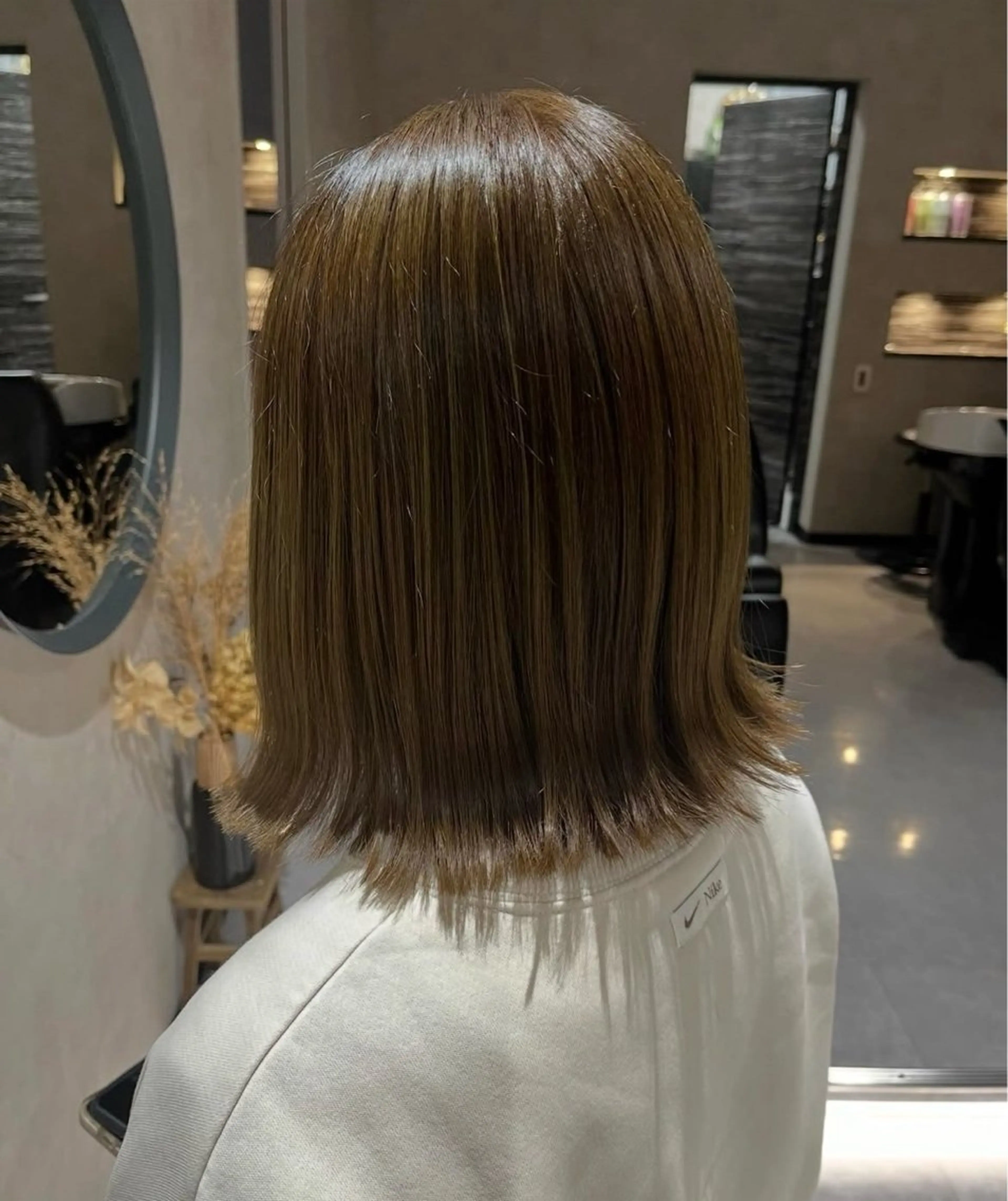 ミディアム カラー 透明感カラー オリーブカラー 髪質改善 縮毛矯正 トリートメント カット ヘアカラー 《.Xian》ナツミ /ボブ/顔周りカットのヘアスタイル