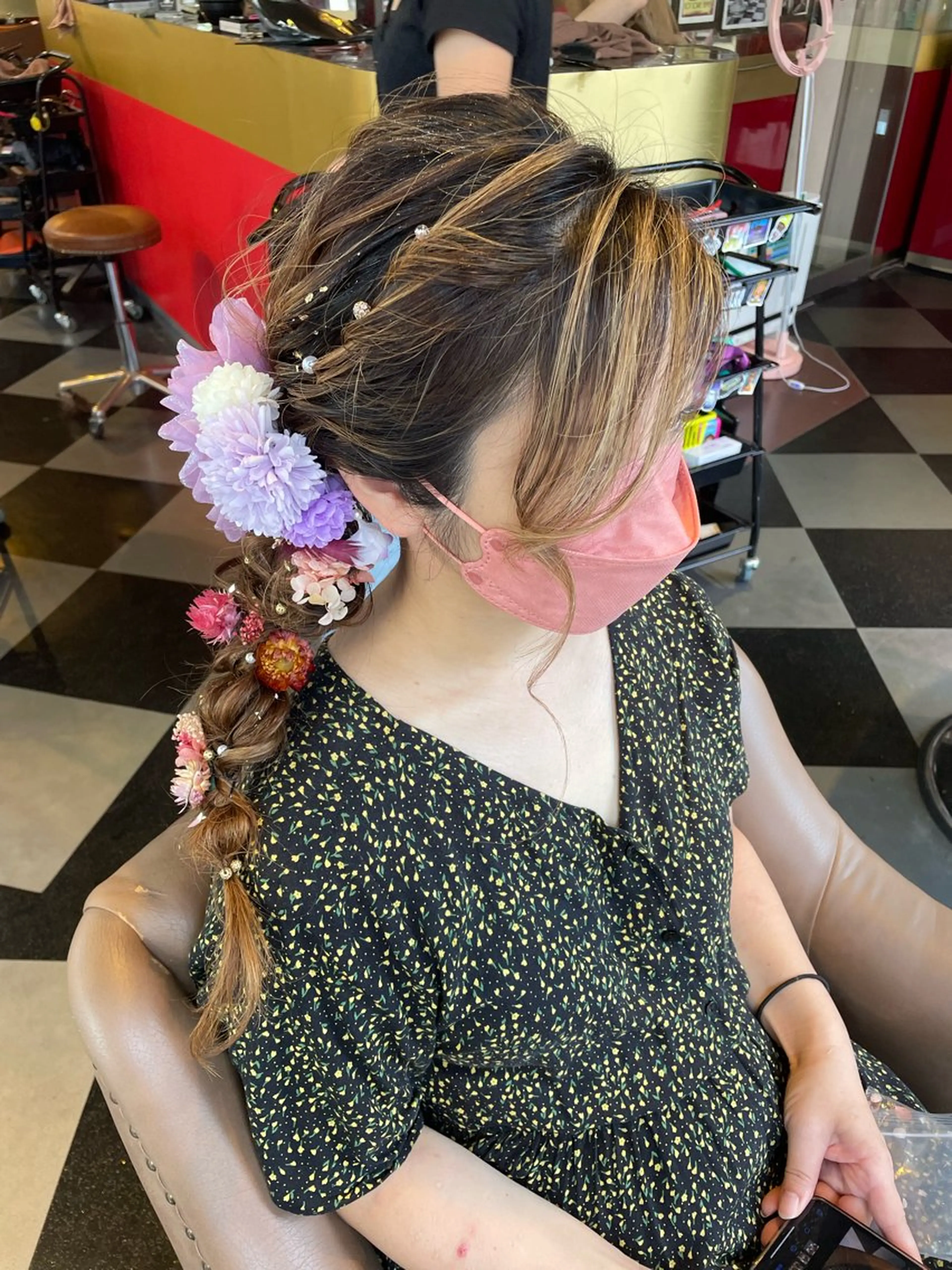 ヘアアレンジ 👑派手髪/カット 👑ANRYのヘアスタイル