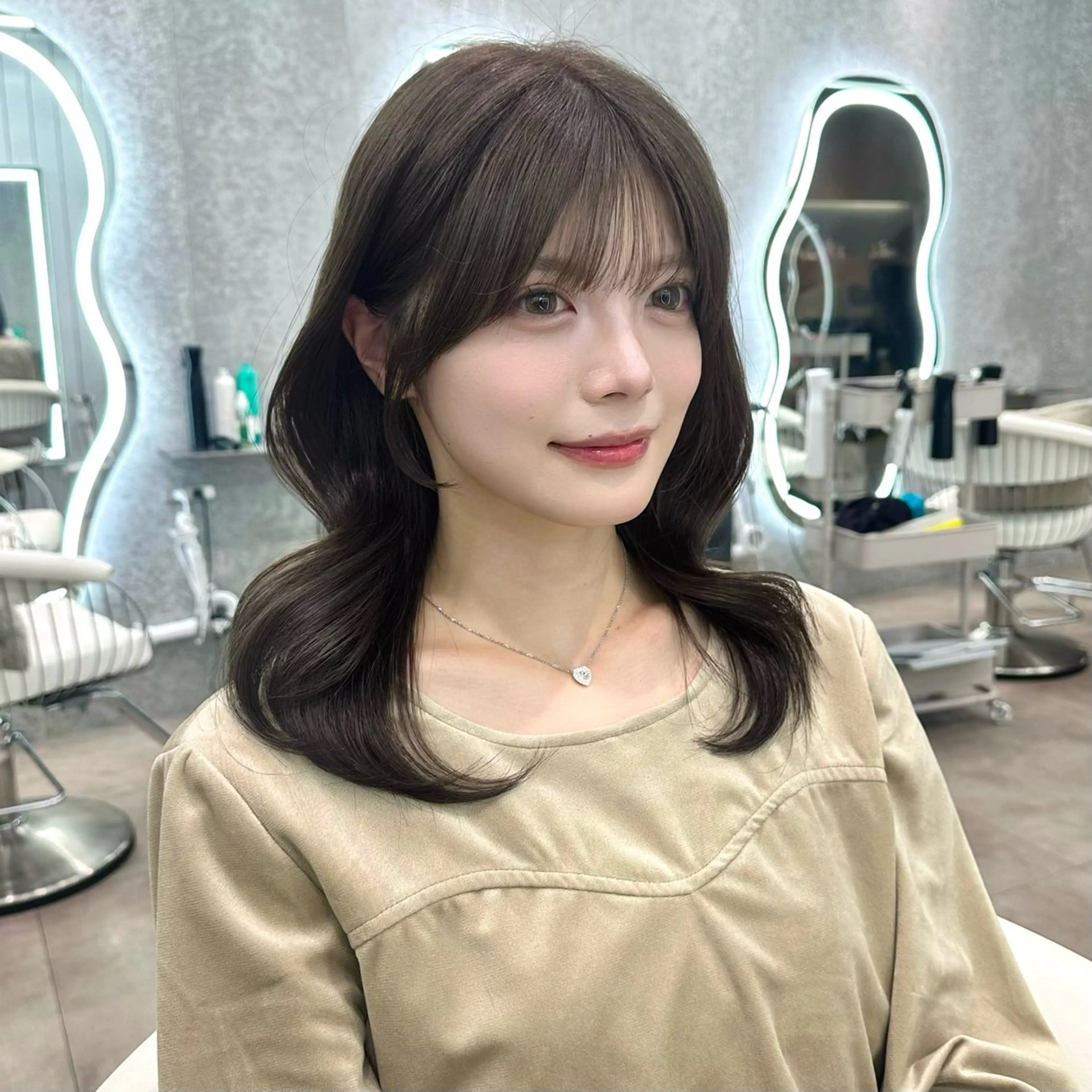 ミディアム ブリーチなしW🎀 髪質改善／はのんのヘアスタイル