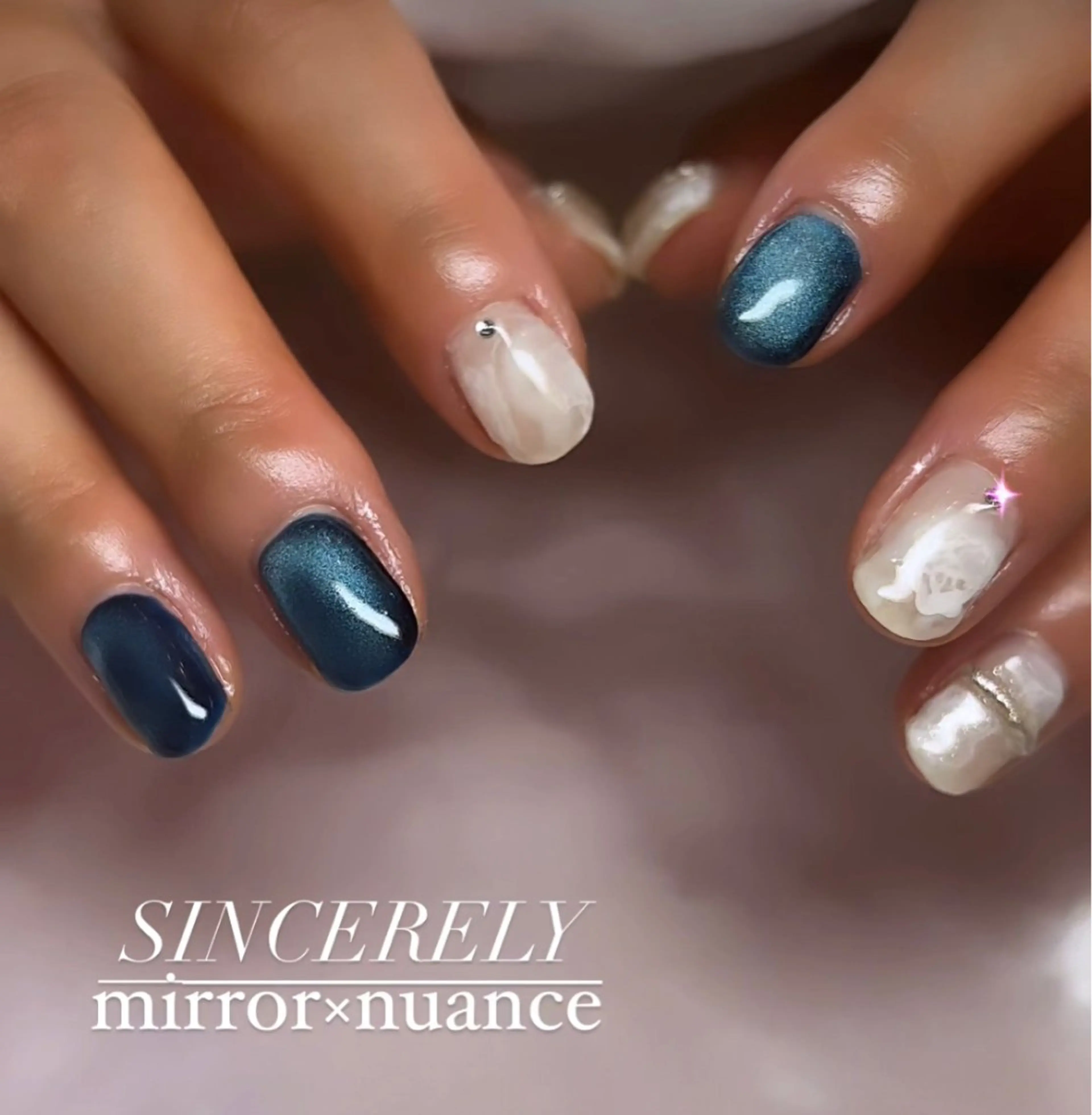 ネイル マグネットネイル ニュアンスネイル SINCERELY シンシアリー🌈のネイルデザイン