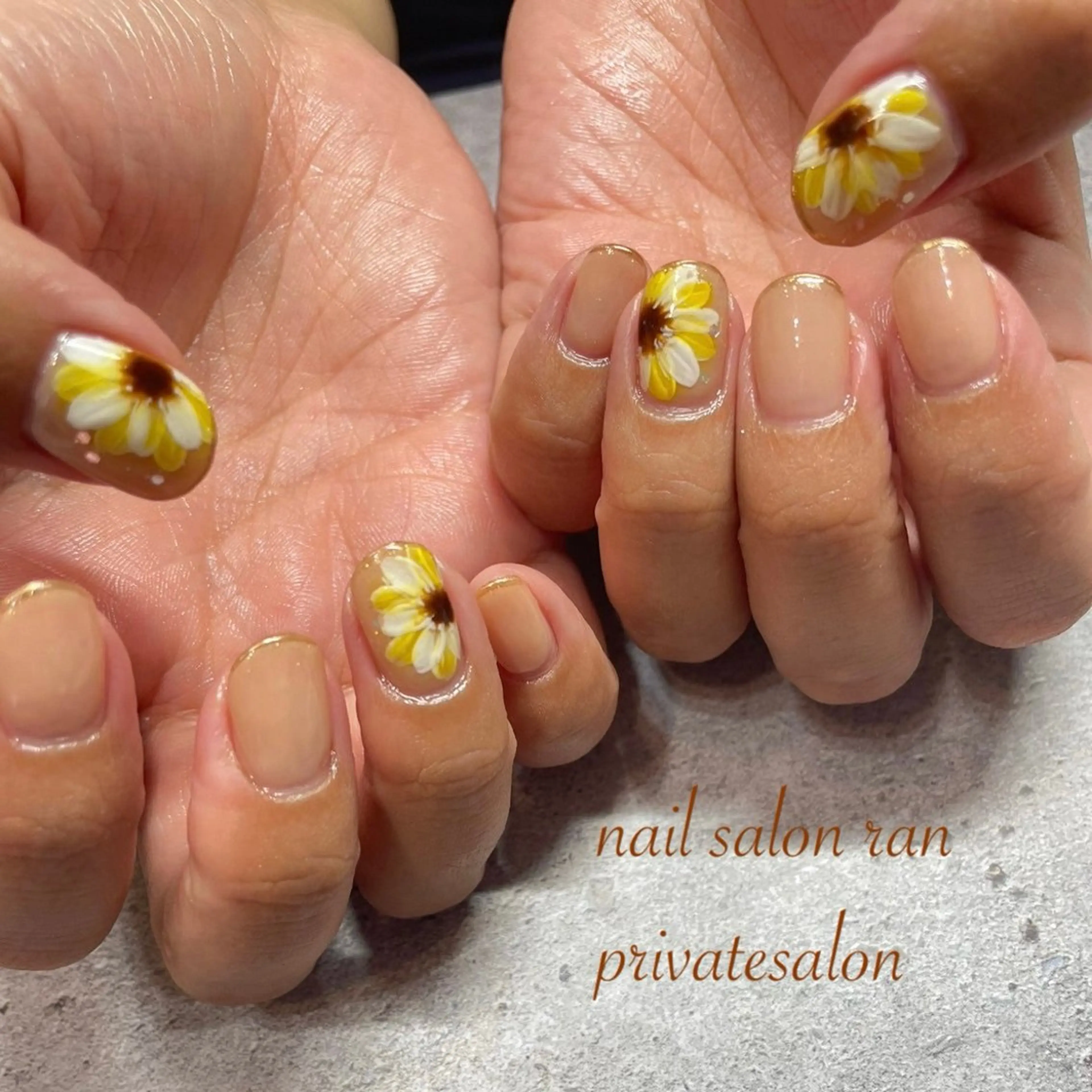 ネイル ハンドネイル ハンドケア nailsalon ranのネイルデザイン