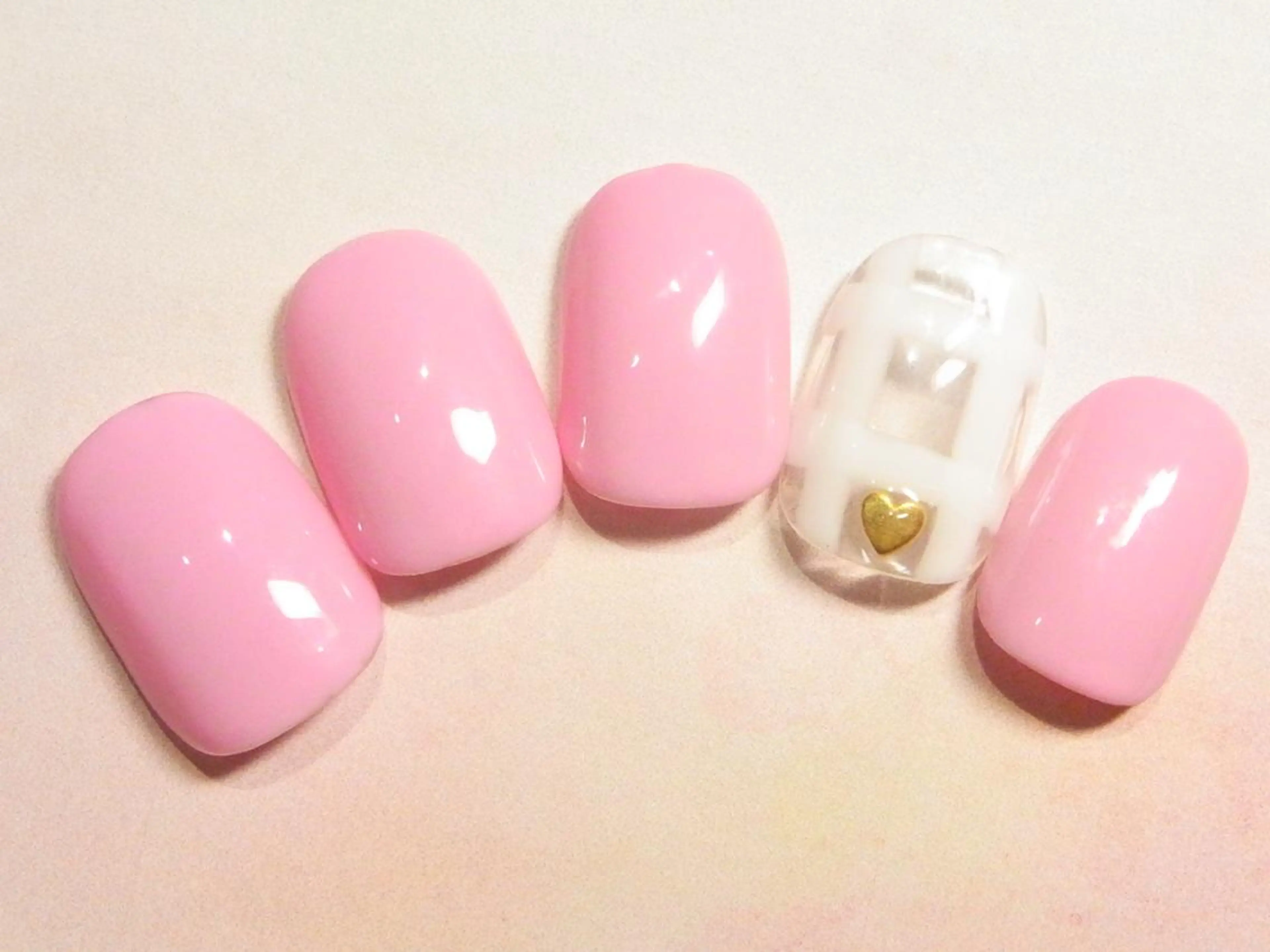 ネイル Teddy+ Nailのネイルデザイン