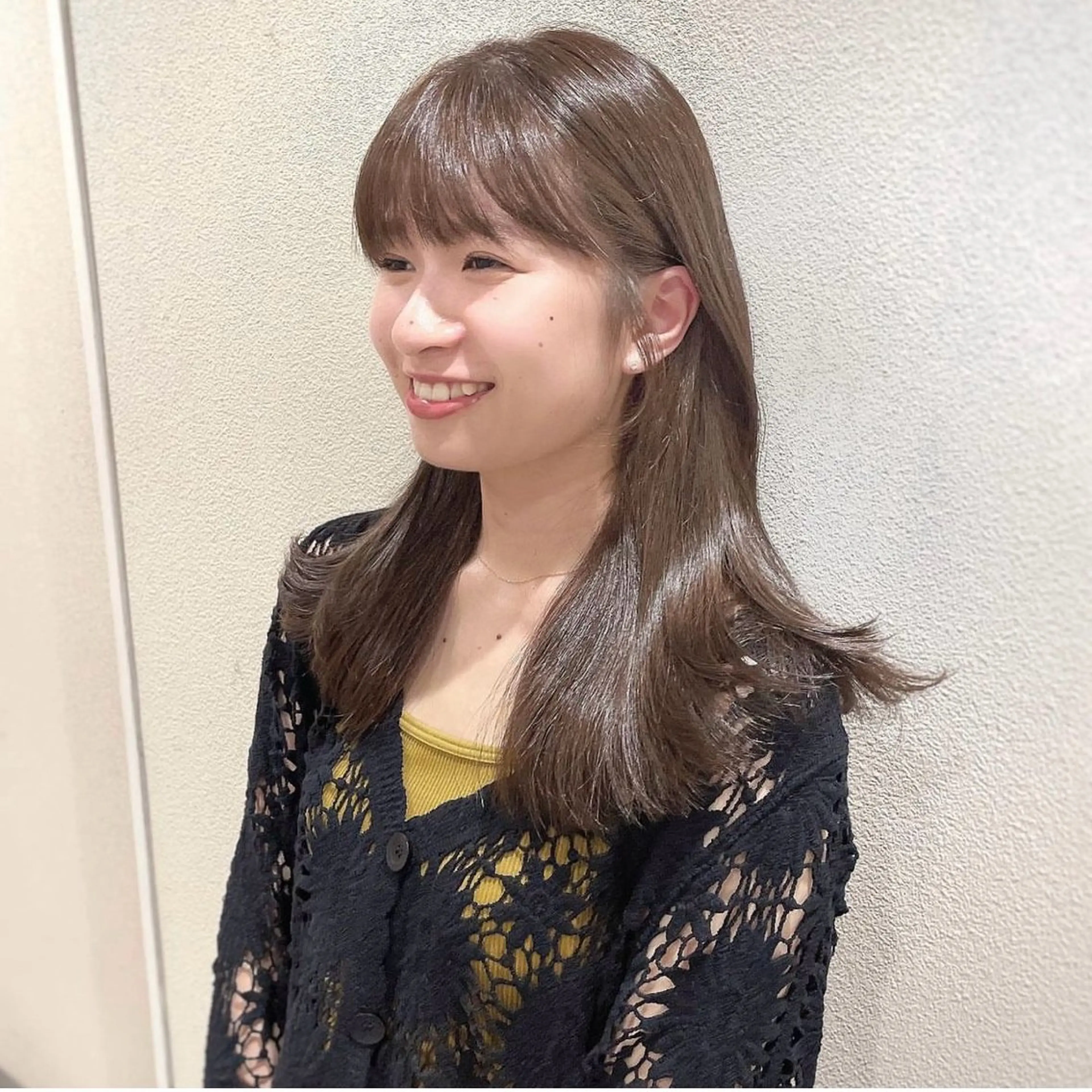 ロング 中村 佳歩のヘアスタイル