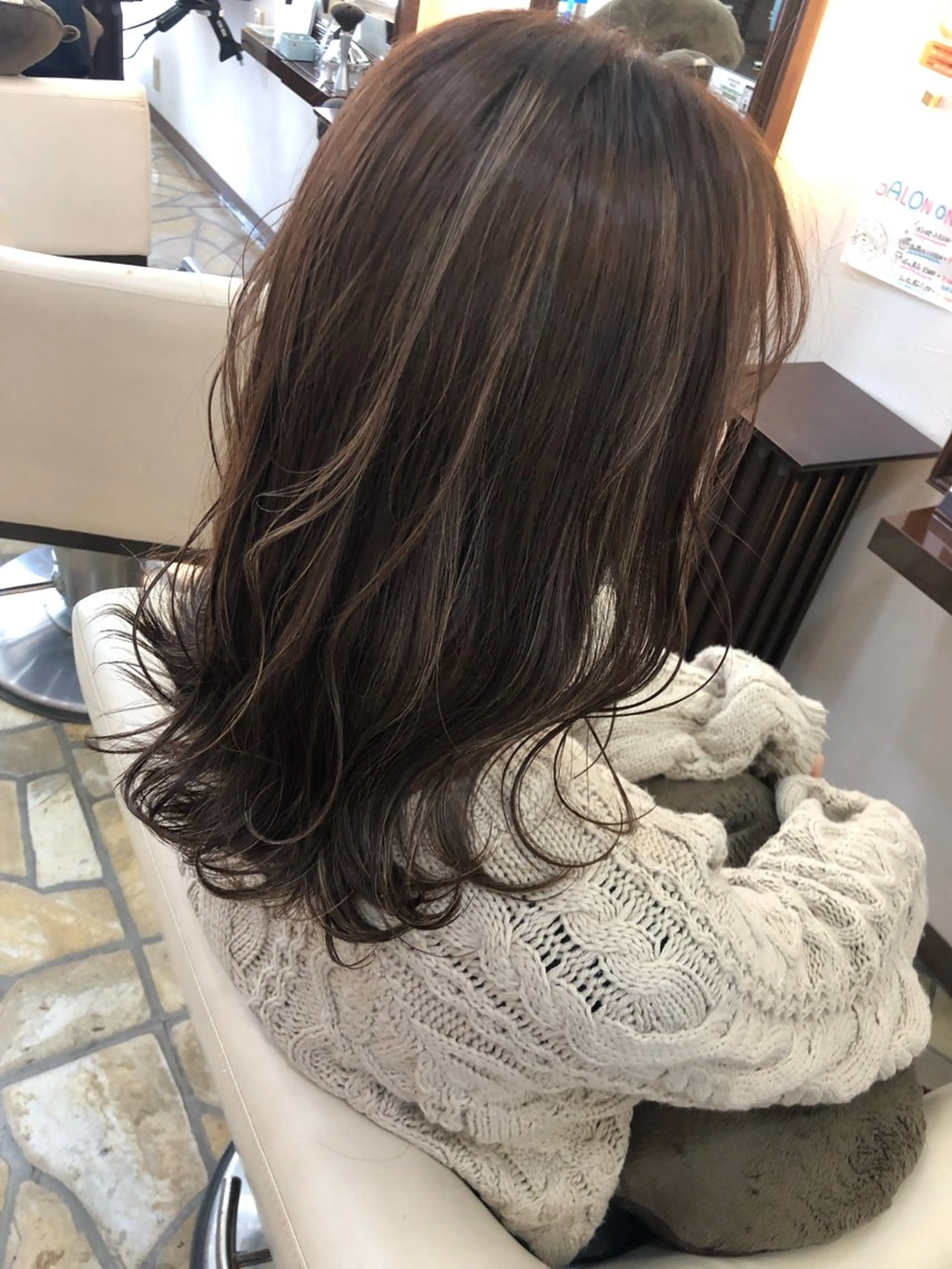 カット+ハイライト+カラー+トリートメントの写真