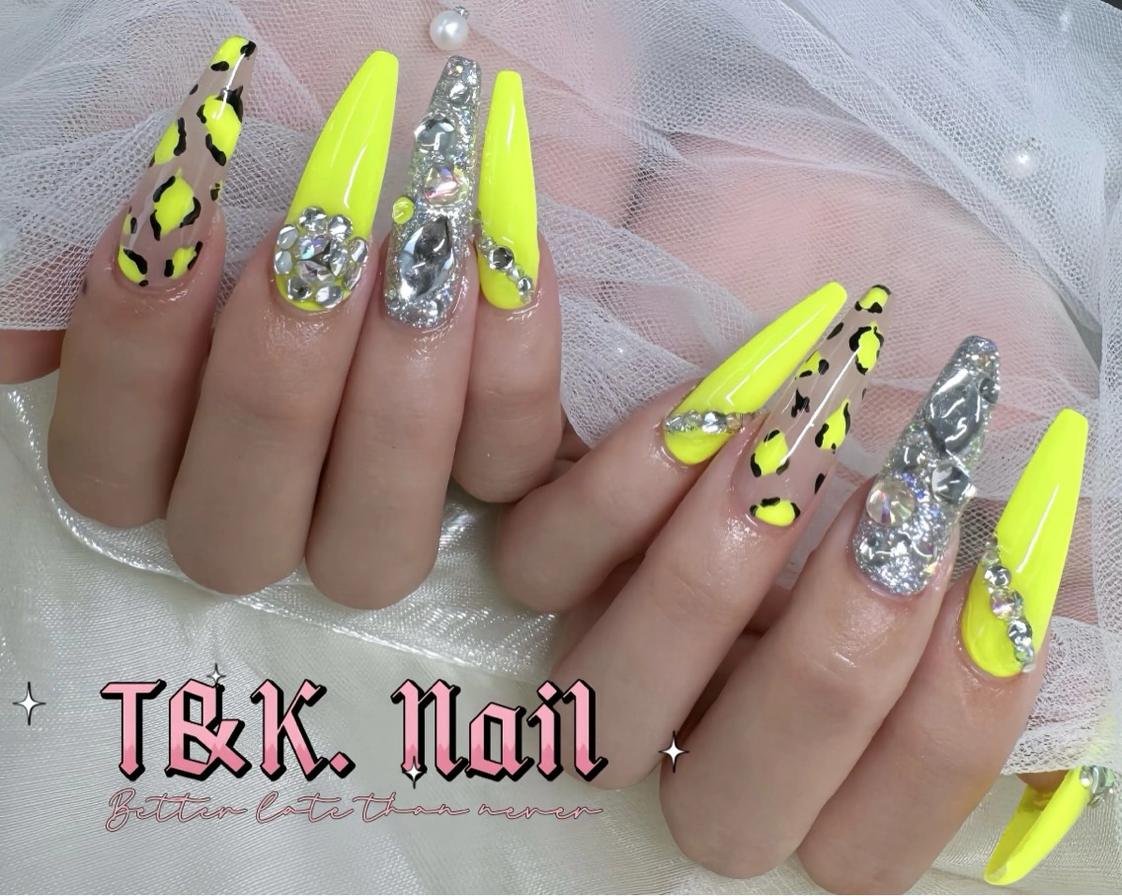 ネイル ハンドネイル ༺༒T&K nail ༒༻のネイルデザイン