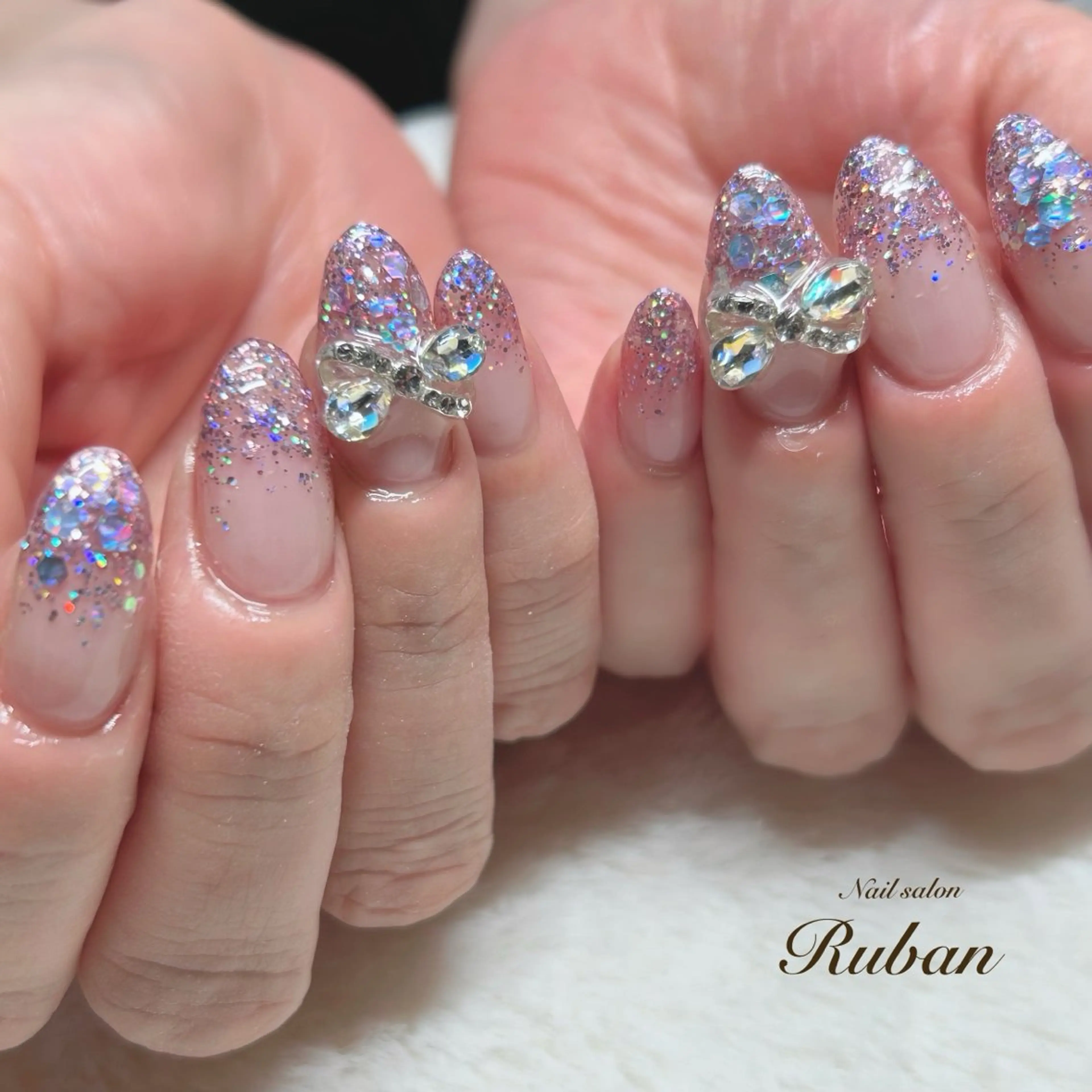 ネイル グラデーション ラメ(グリッター) ラメグラデーション リボン Nail salon Ruban所属・Nail salon Rubanのネイルデザイン