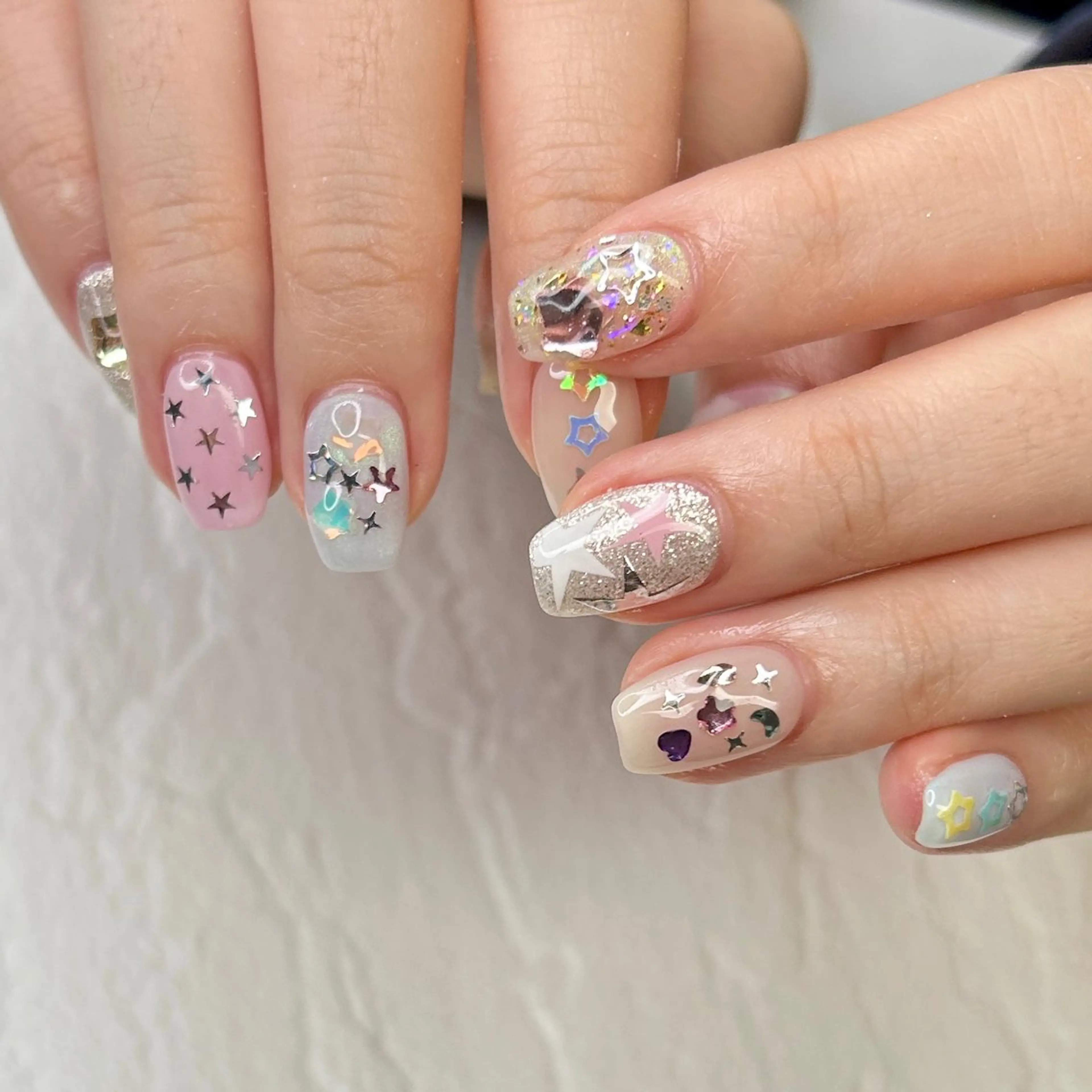 ネイル ハンドネイル フットネイル ease NAIL SALONのネイルデザイン