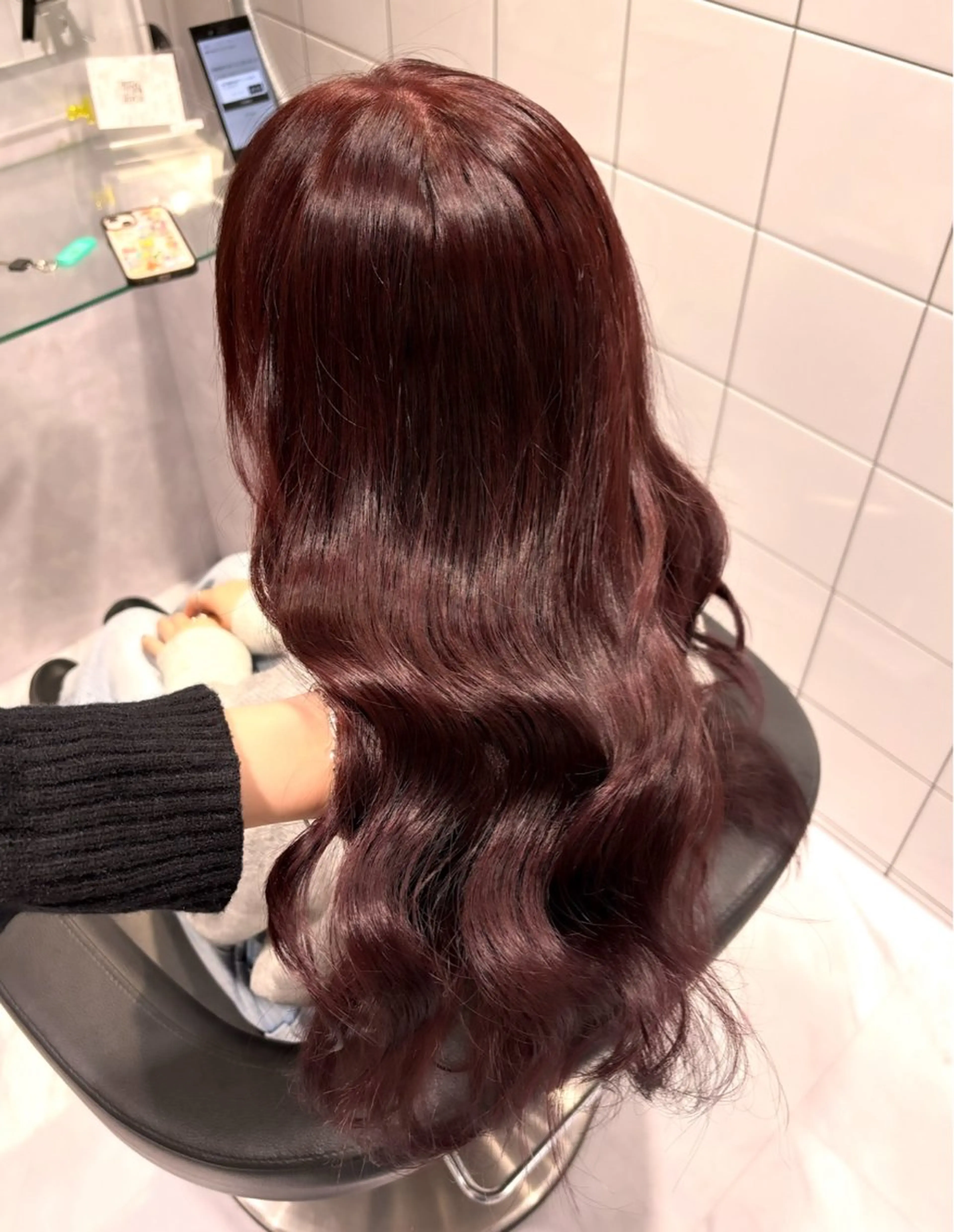 ロング カラー ブリーチ ボルドーカラー ダブルカラー ブリーチなしカラー レッドカラー 表参道♡暗髪♡ 艶カラー♡アユミのヘアスタイル