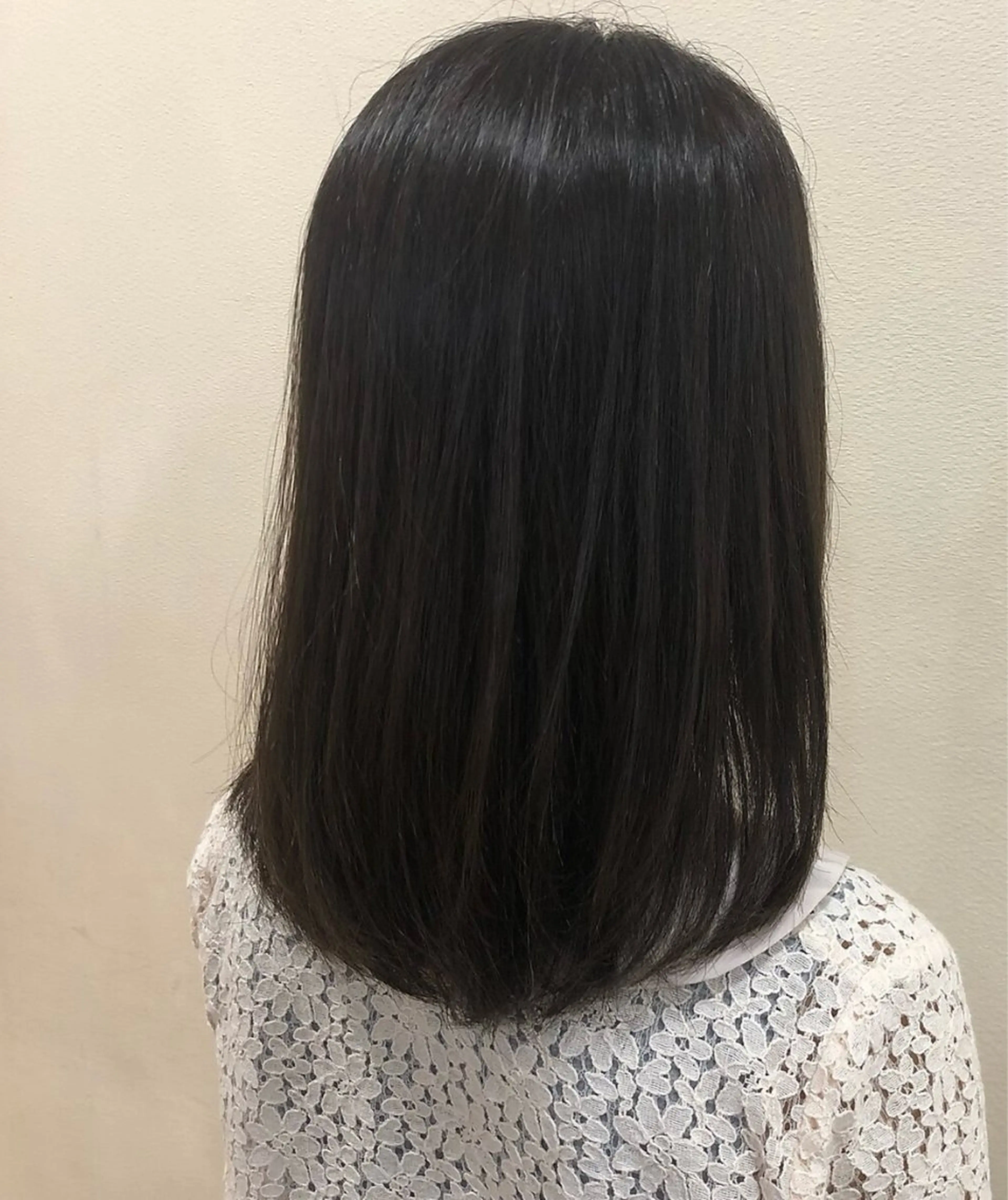 ミディアム 小幡 姫楽のヘアスタイル