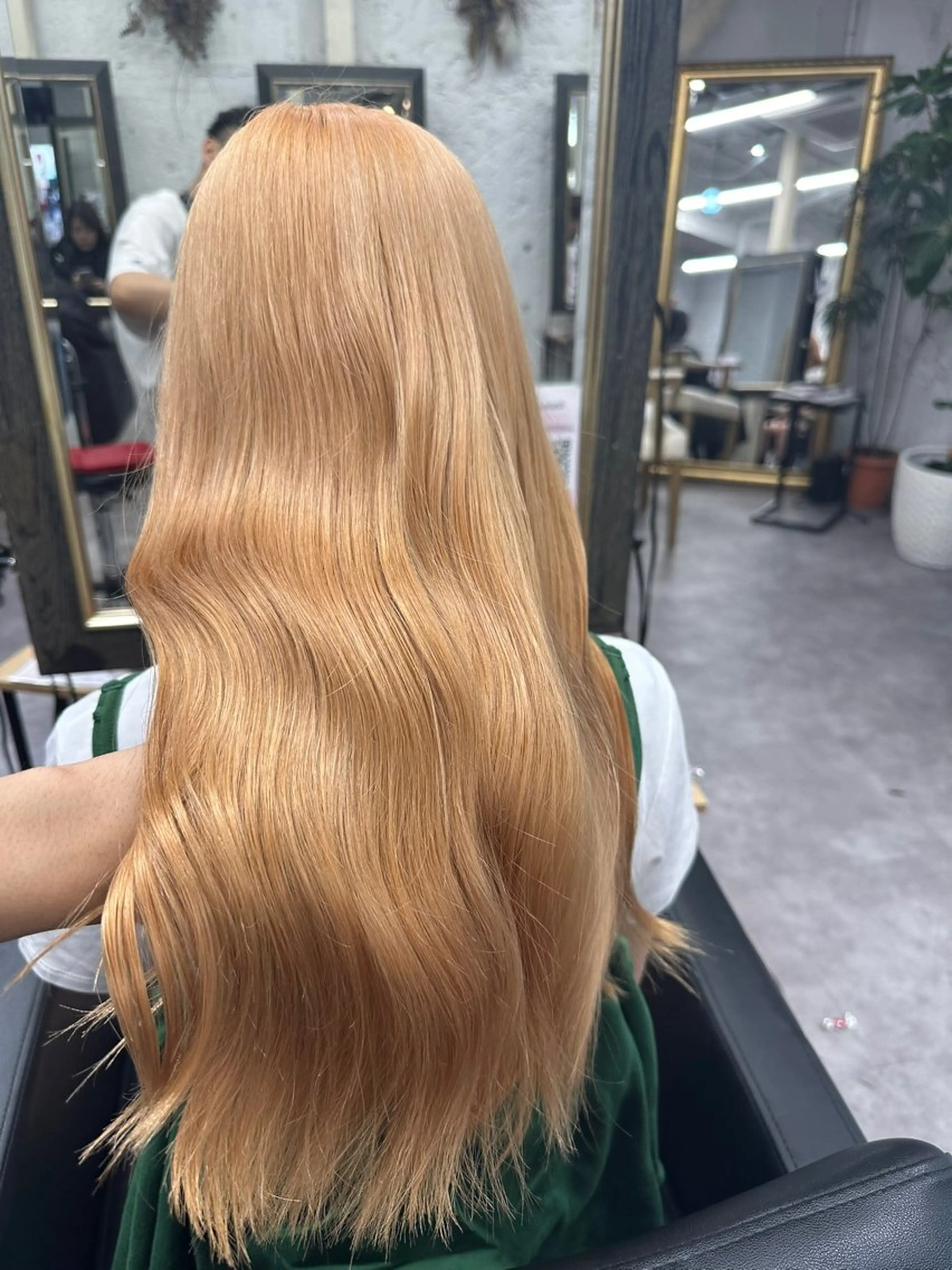 ロング カラー ヘアアレンジ 久米 治仁のヘアスタイル