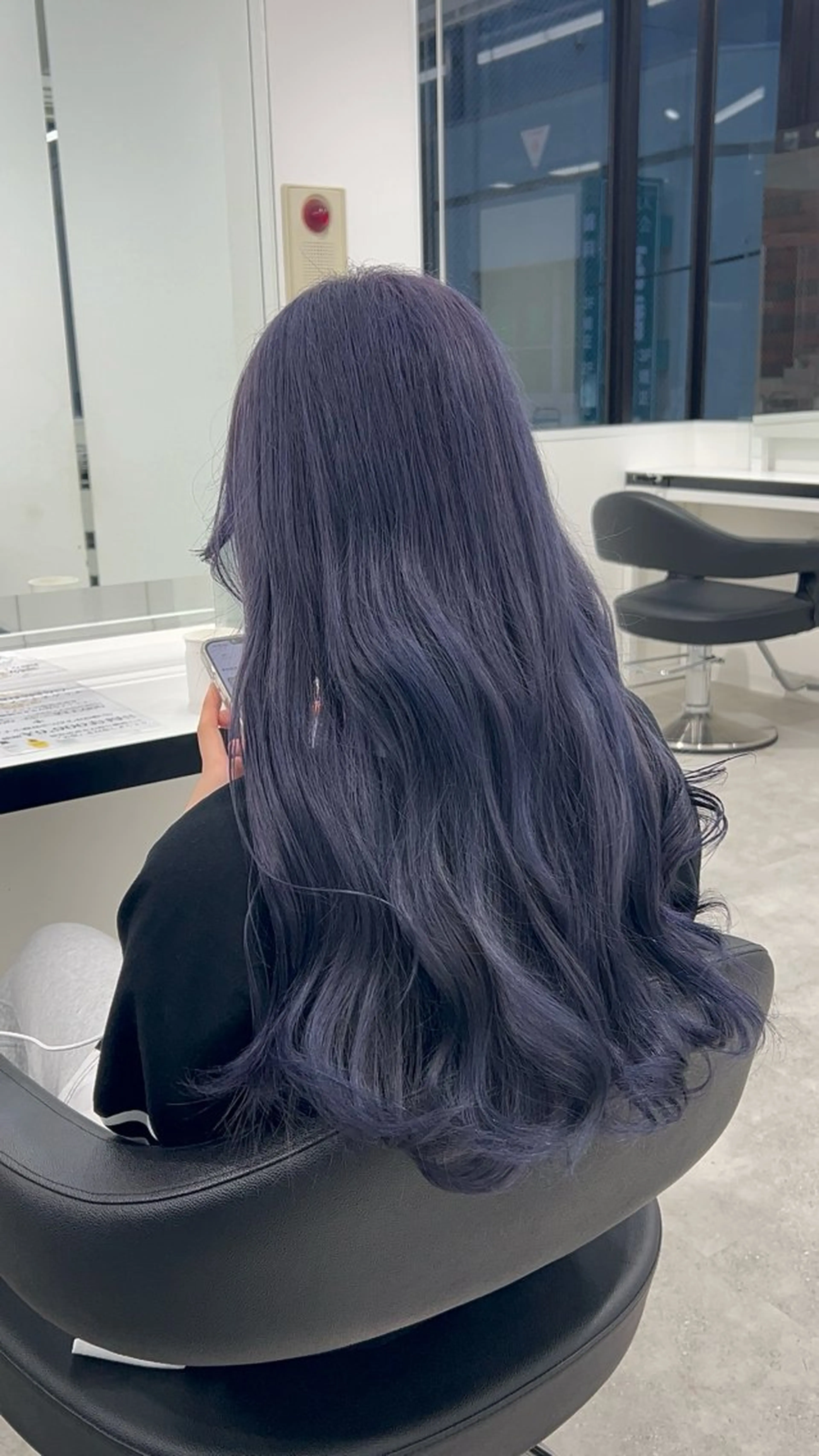 ロング カラー ヘアカラー 履歴修正屋さん／ ブロンド／ホワイトのヘアスタイル