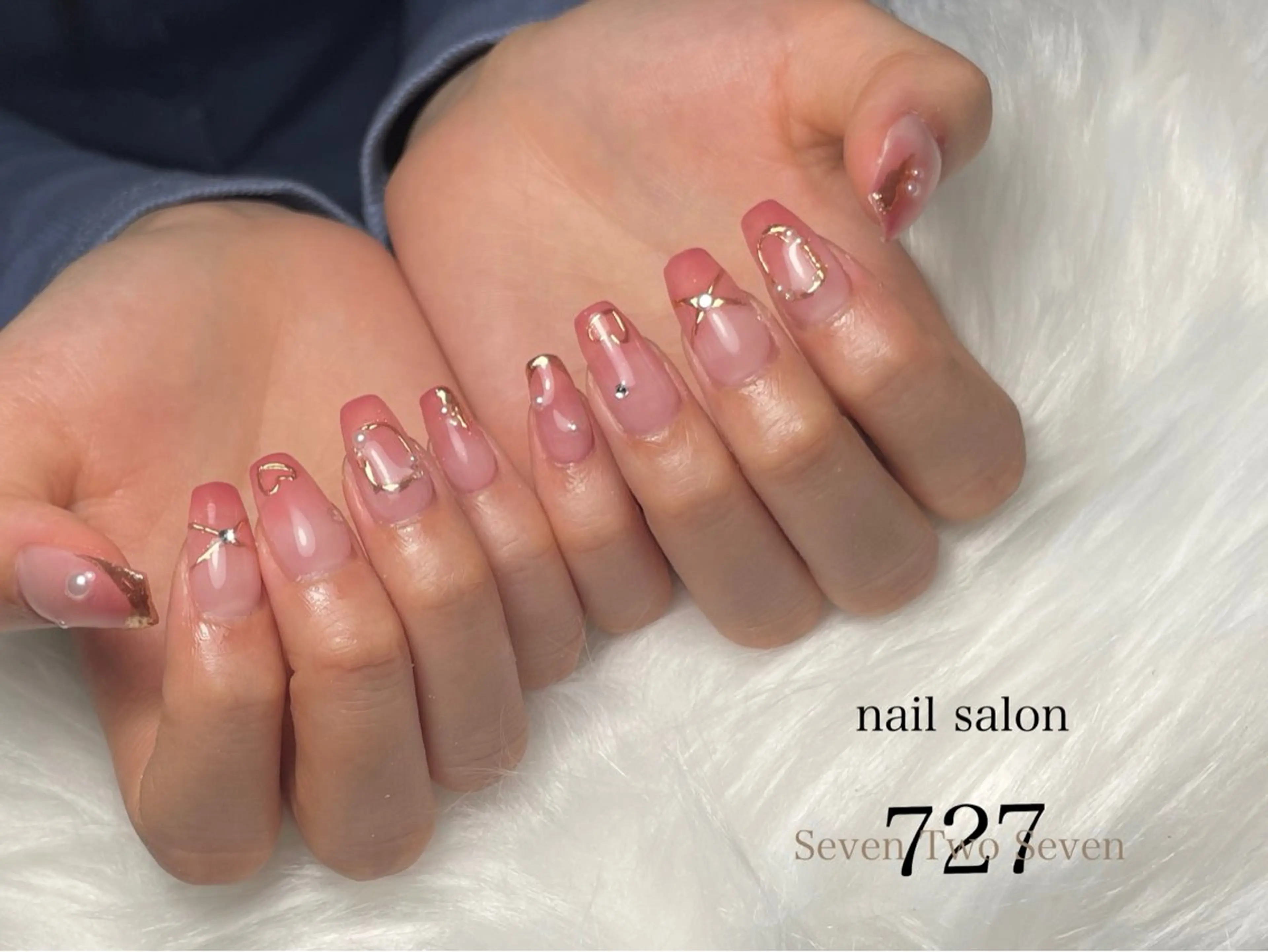 ネイル ハンドネイル 727 nailのネイルデザイン