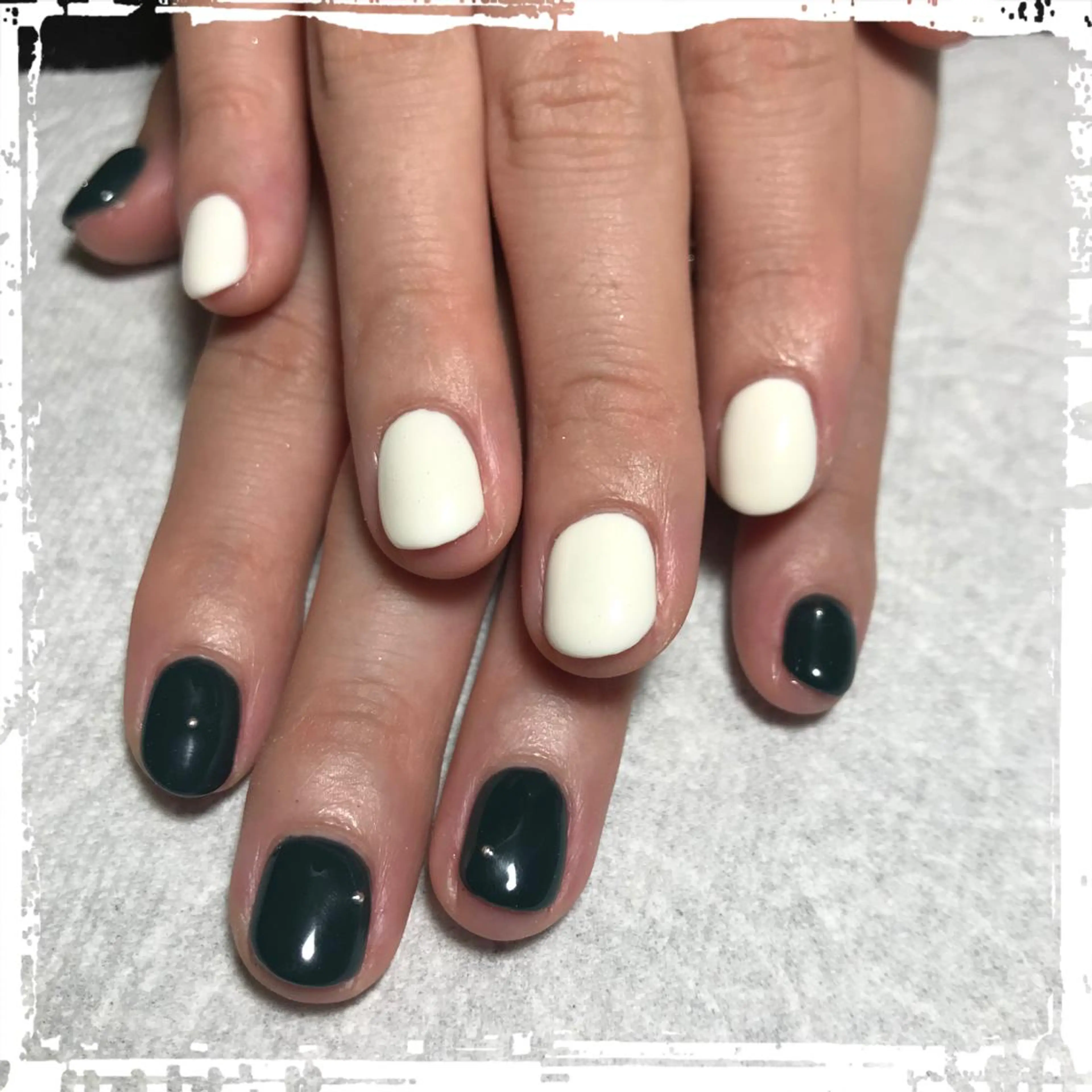 ネイル ECLAT エクラ所属・寺山 千鶴のネイルデザイン