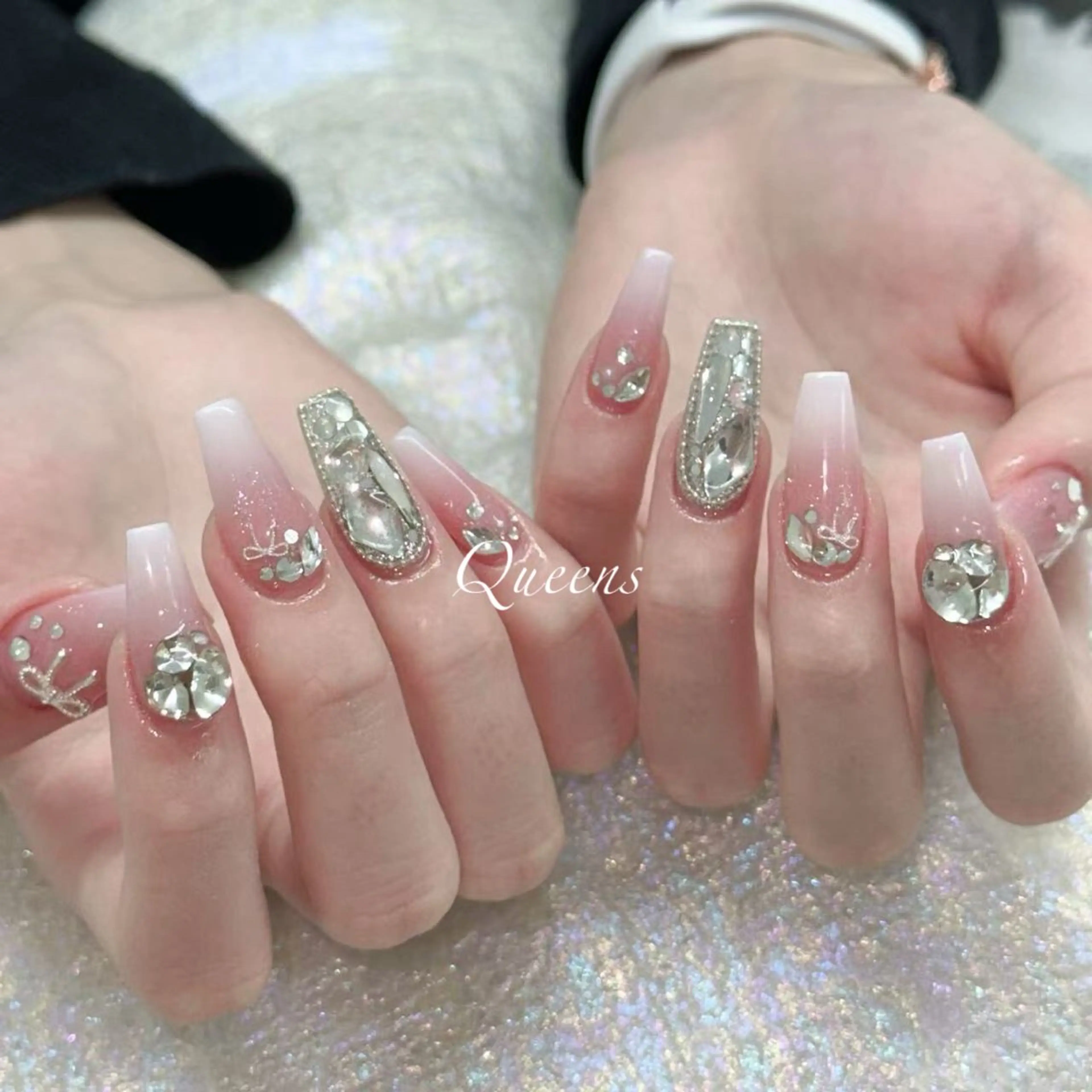 ネイル ハンドネイル Queens ゲンのネイルデザイン