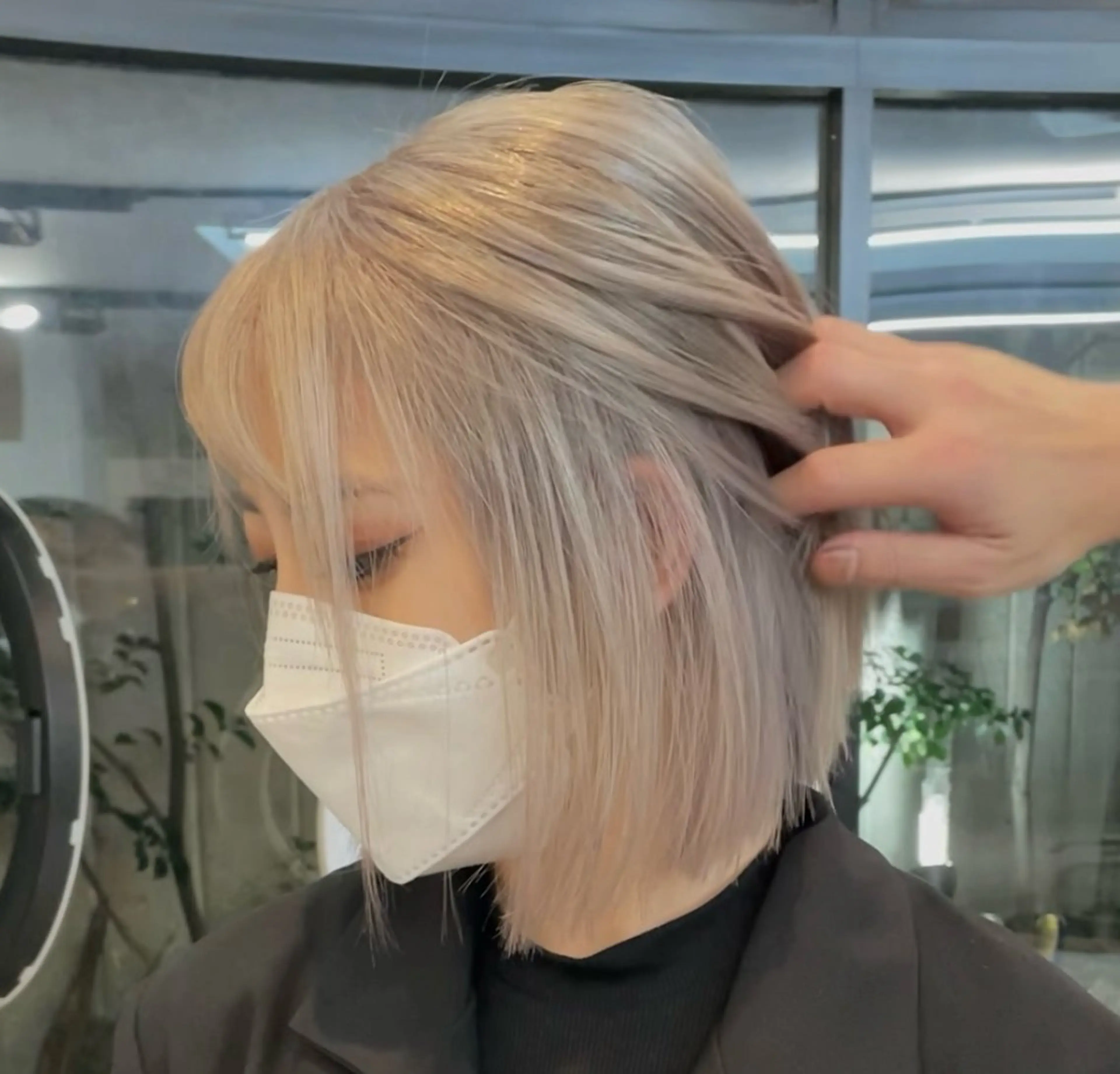 ミディアム 海外ハイトーン 🇺🇸sakiのヘアスタイル