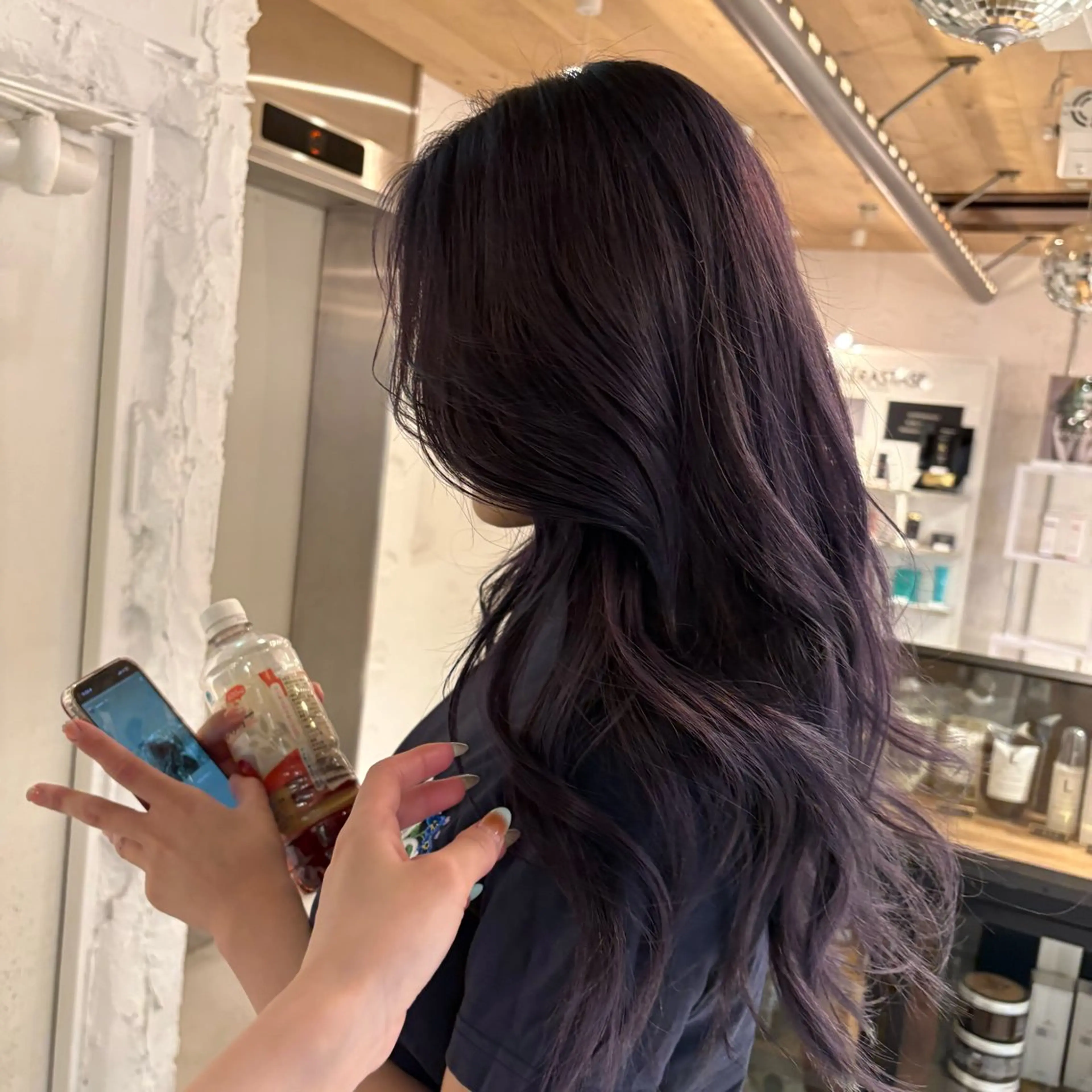 ロング カラー ヘアカラー トリートメント nameless miichiのヘアスタイル