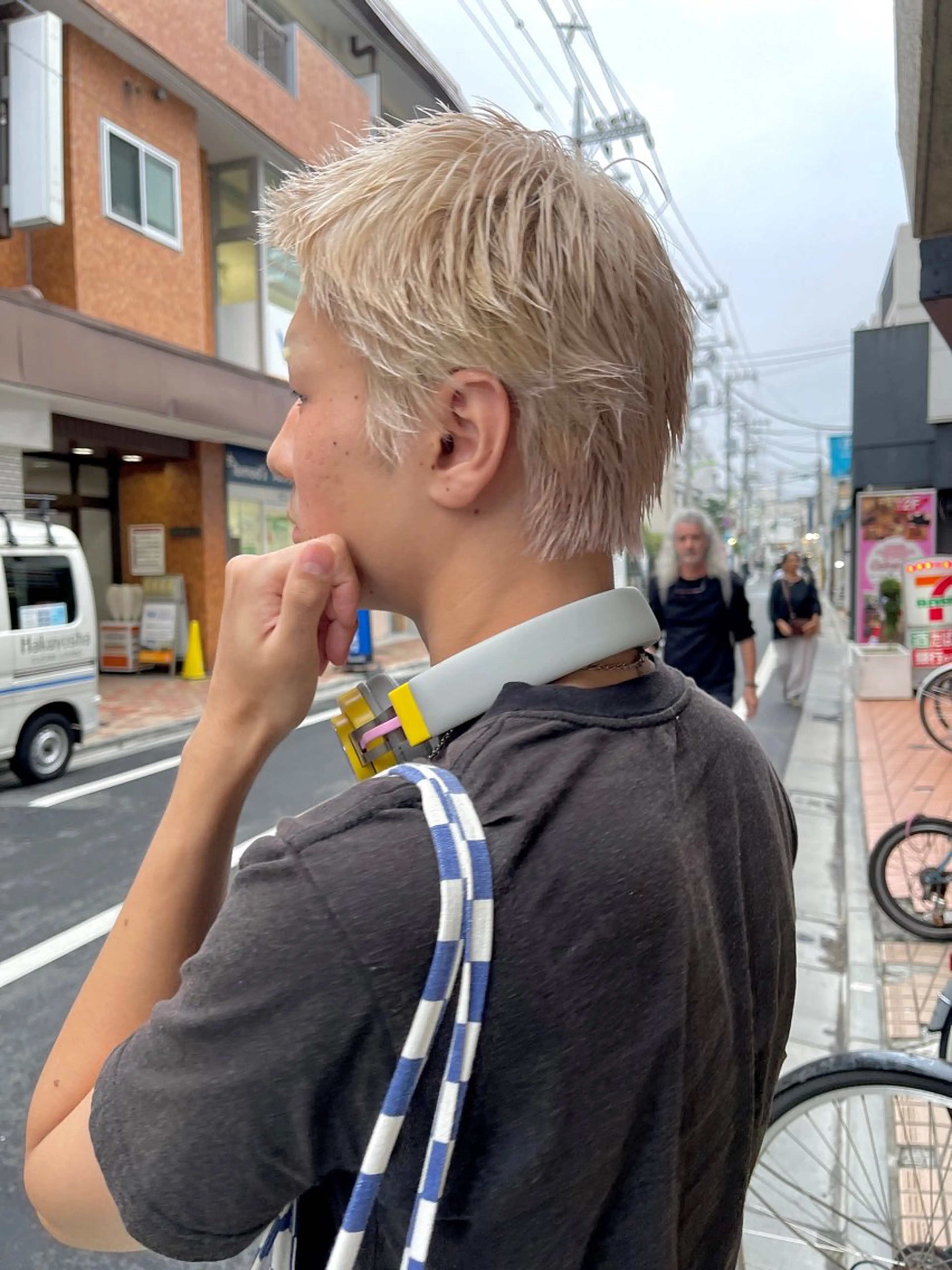 ショート カラー メンズ カット ヘアカラー トリートメント ヘアセット 安部佑哉/ハイトーン /レイヤー/ブリーチのヘアスタイル