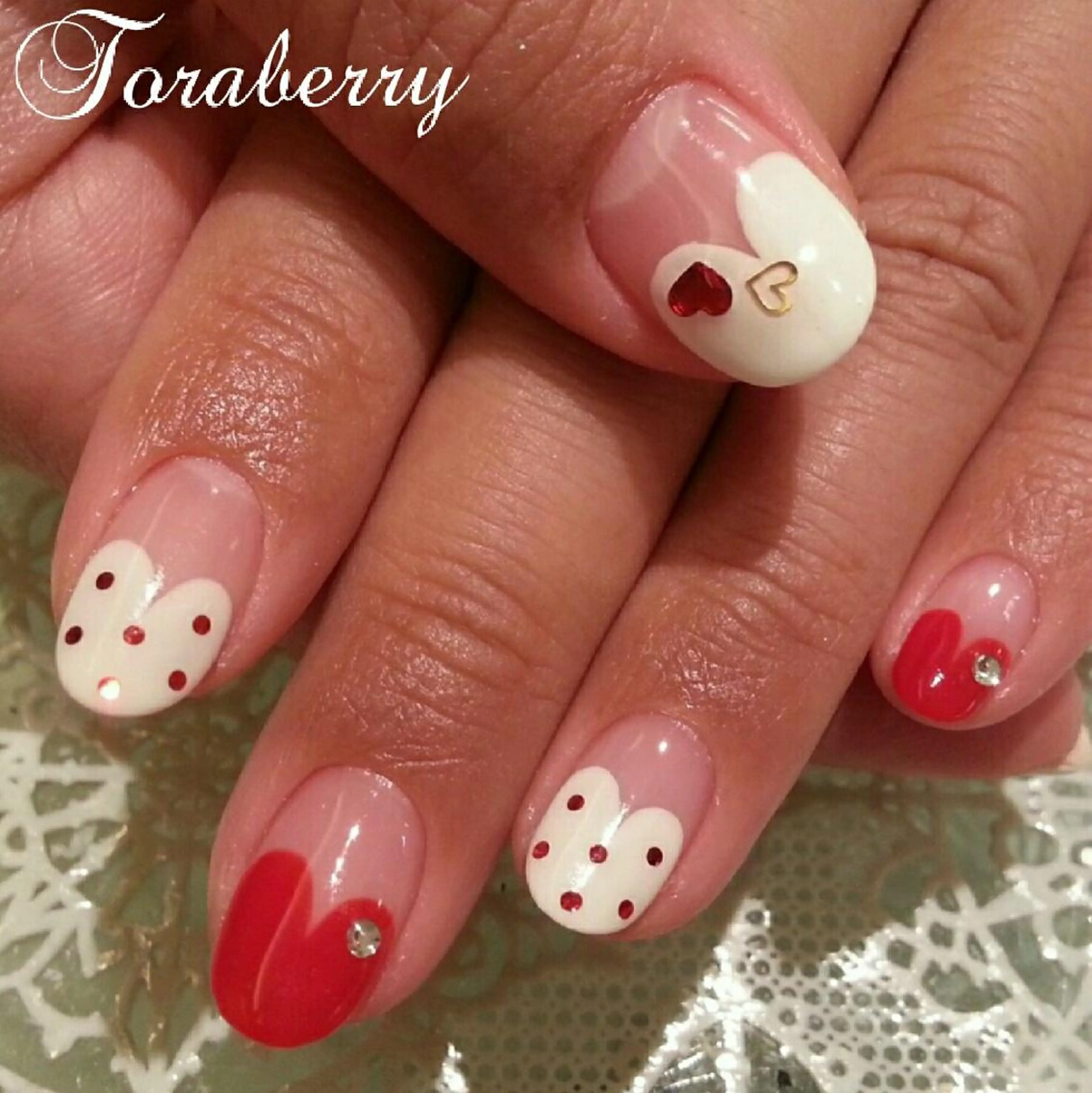 ネイル フレンチネイル ハート ネイリスト なつみのネイルデザイン