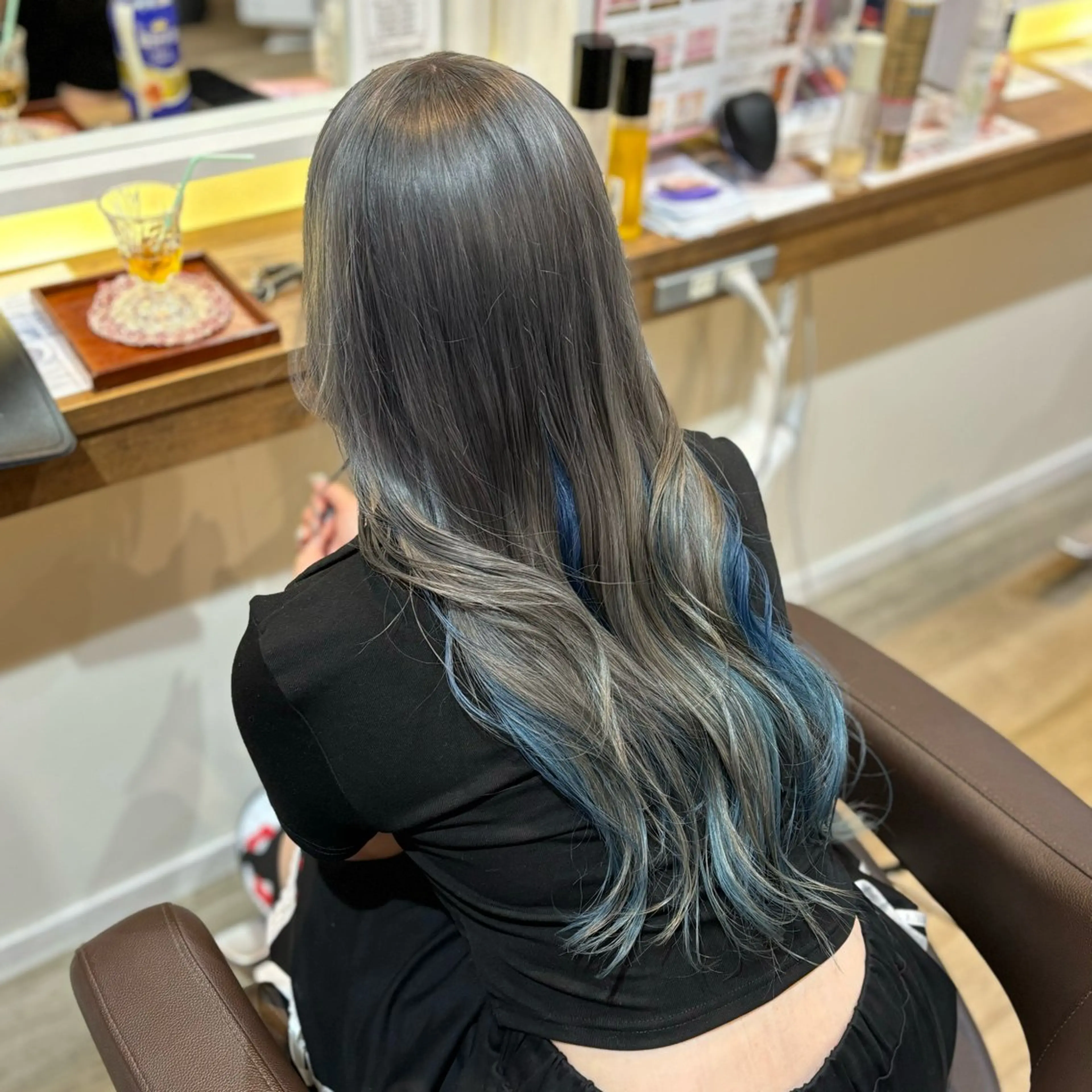 ロング ヘアカラー 🎀ハイトーン/ 艶カラー/夕月🎀のヘアスタイル