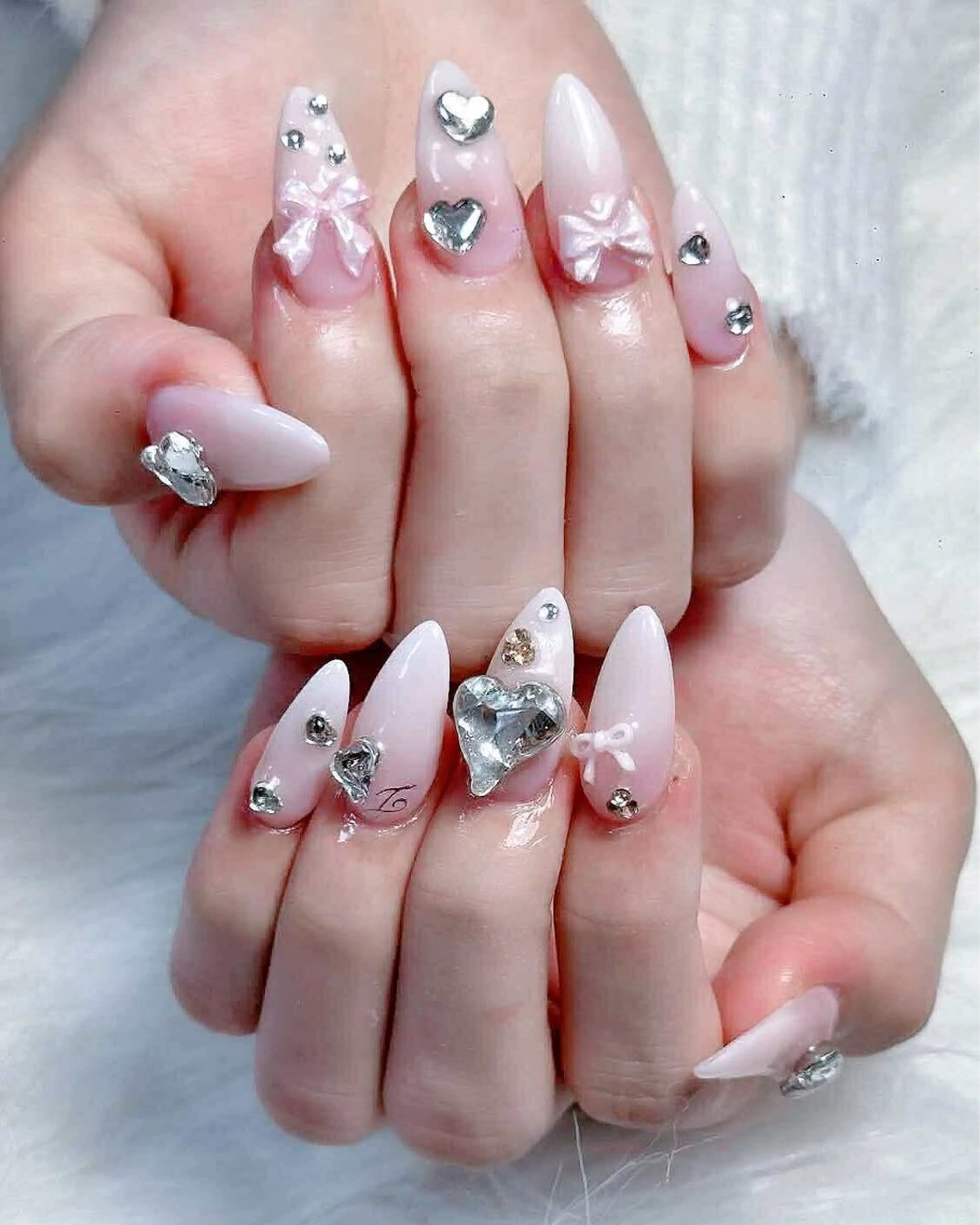 ネイル ハンドネイル YUKI NAIL 大国町店のネイルデザイン