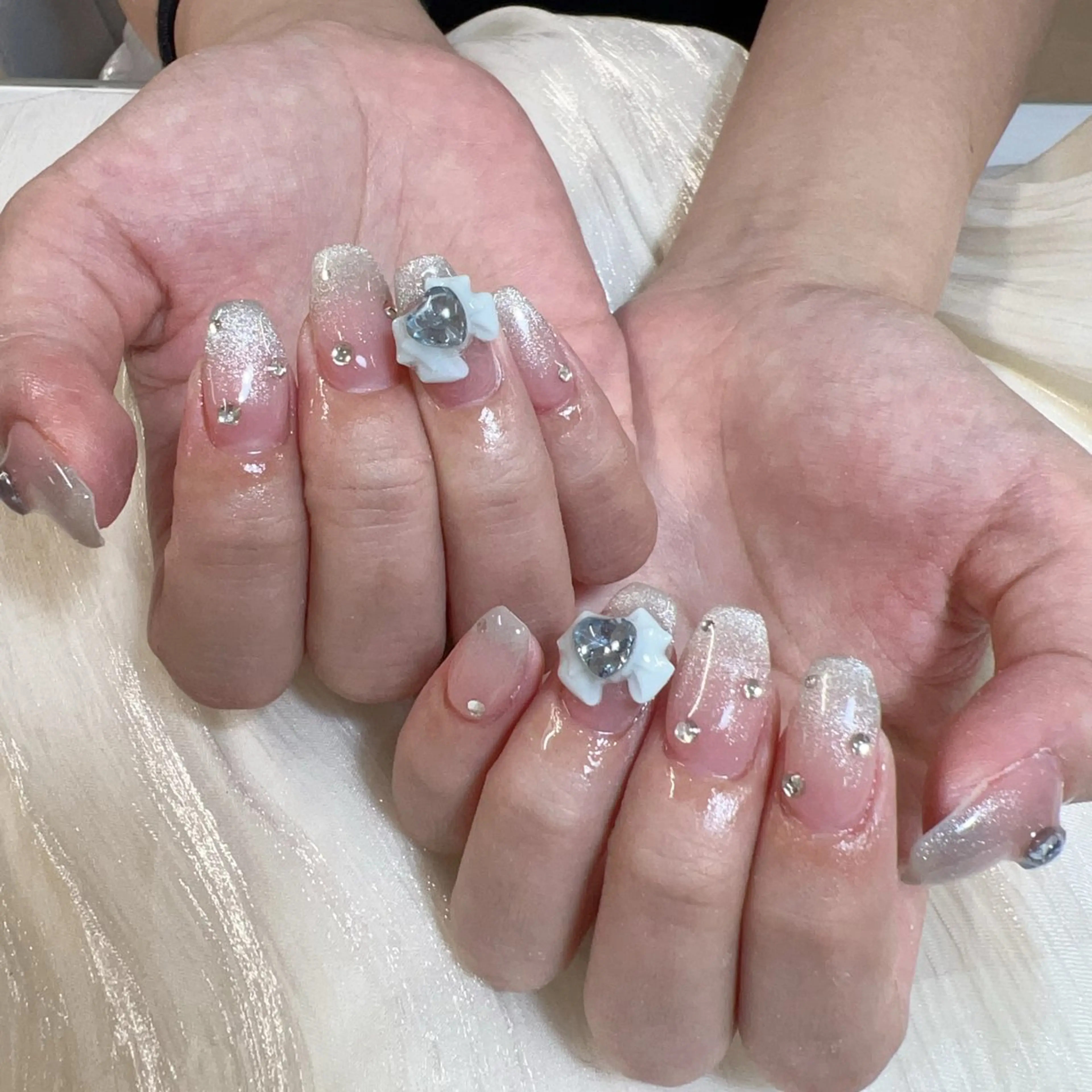 ネイル ハンドネイル 🧸yuki🍯 パラジェル取扱店🐝のネイルデザイン