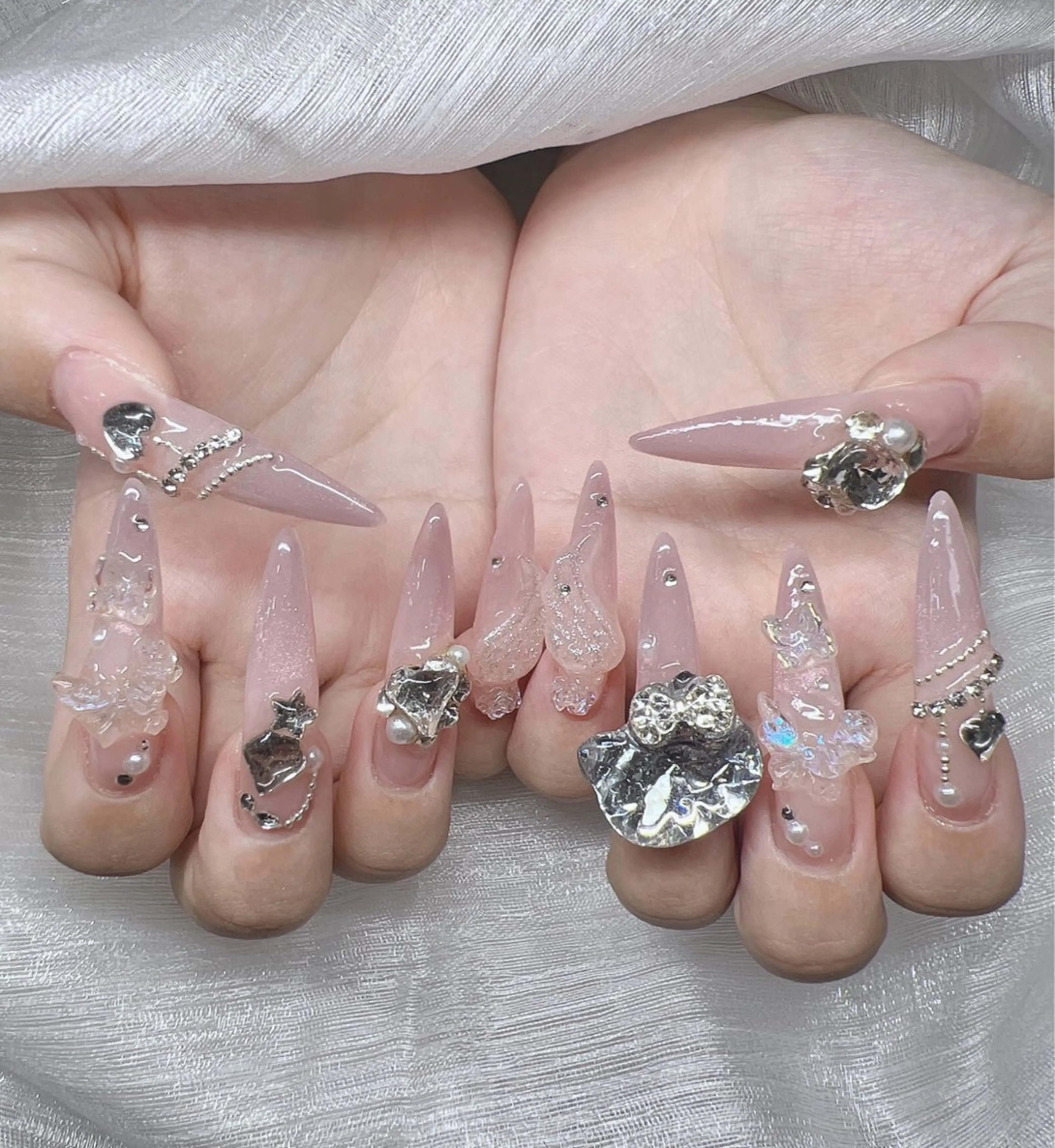 ネイル 長さ出し グラデーション キラキラネイル マグネットネイル ニュアンスネイル ハンドネイル Lee Nails チップ長さだし専門店のネイルデザイン