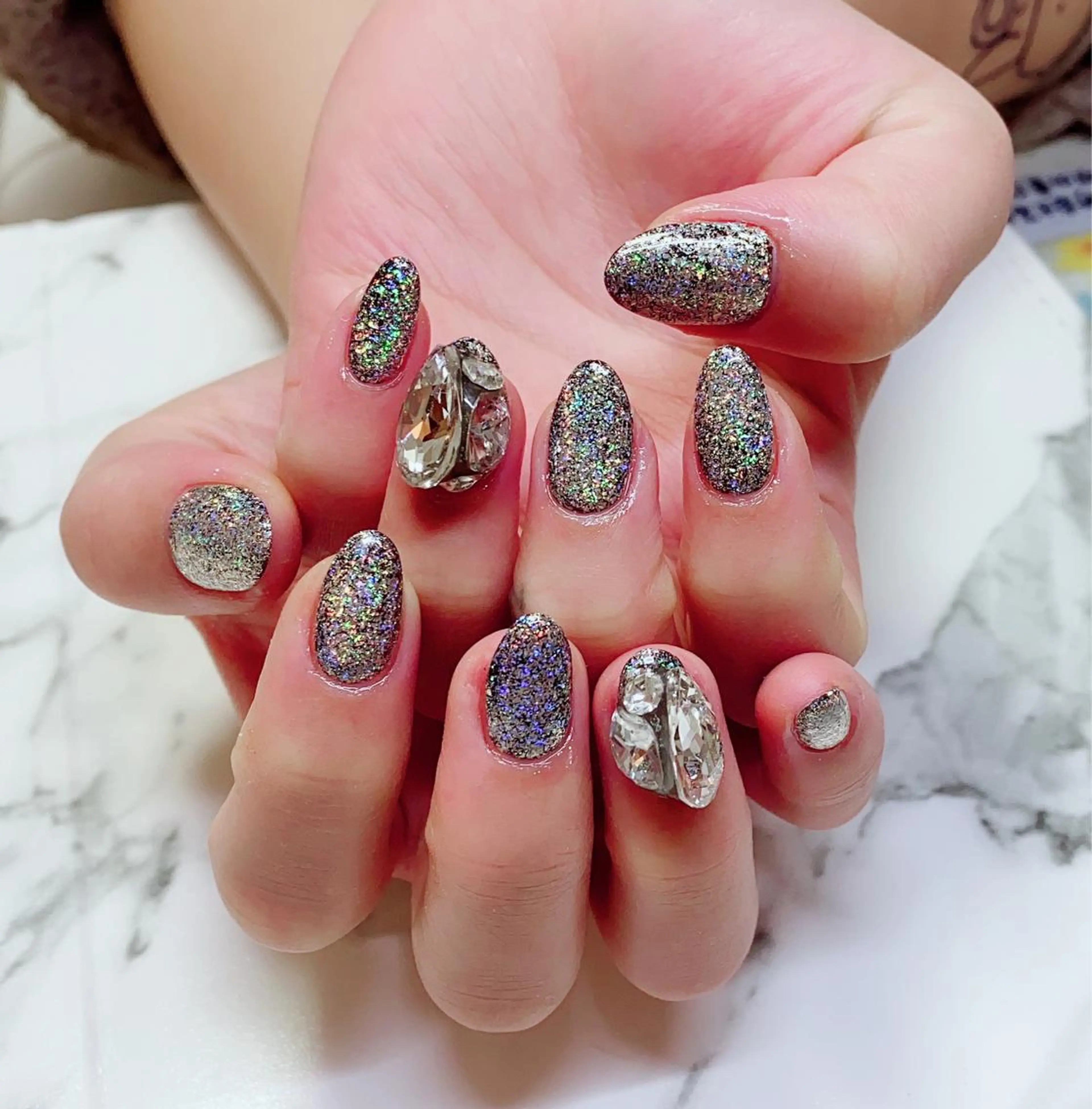 カラー ネイル ユニコーンカラー Q Free nailsのネイルデザイン
