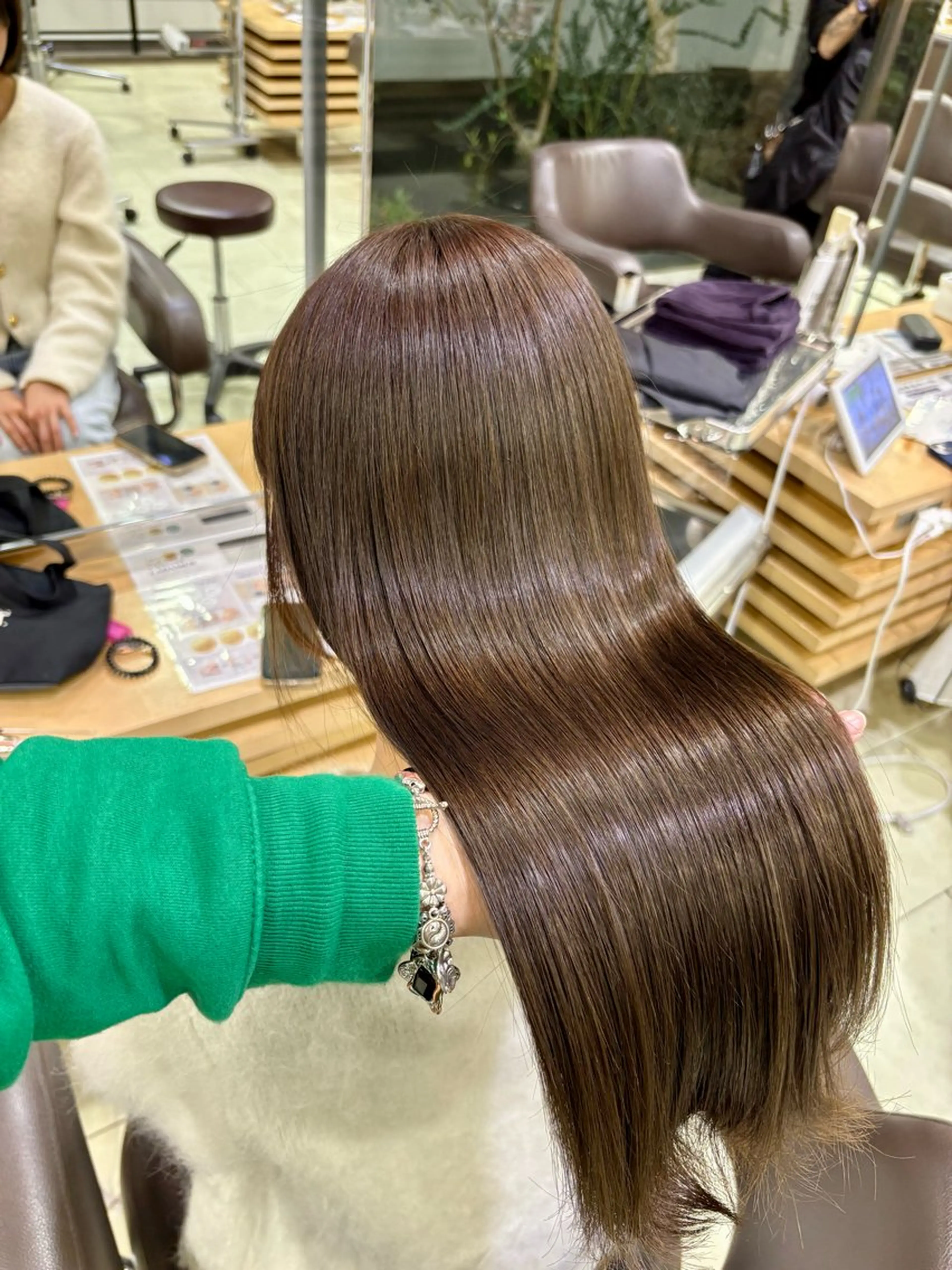 ロング トリートメント airi🌺カラー /特殊ヘア⛓️🖤のヘアスタイル