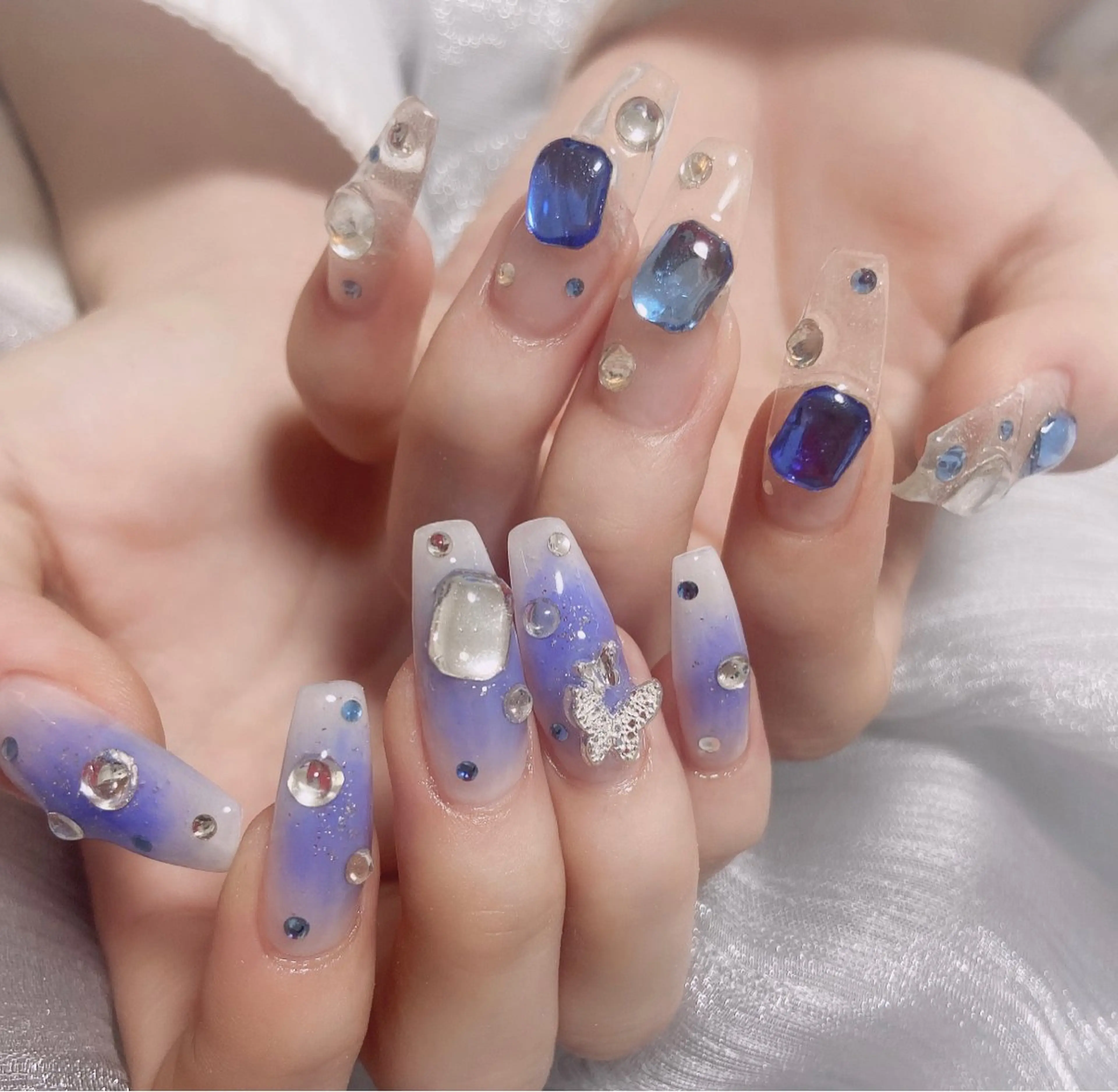 ネイル ハンドネイル ＆ME アンドミーのネイルデザイン