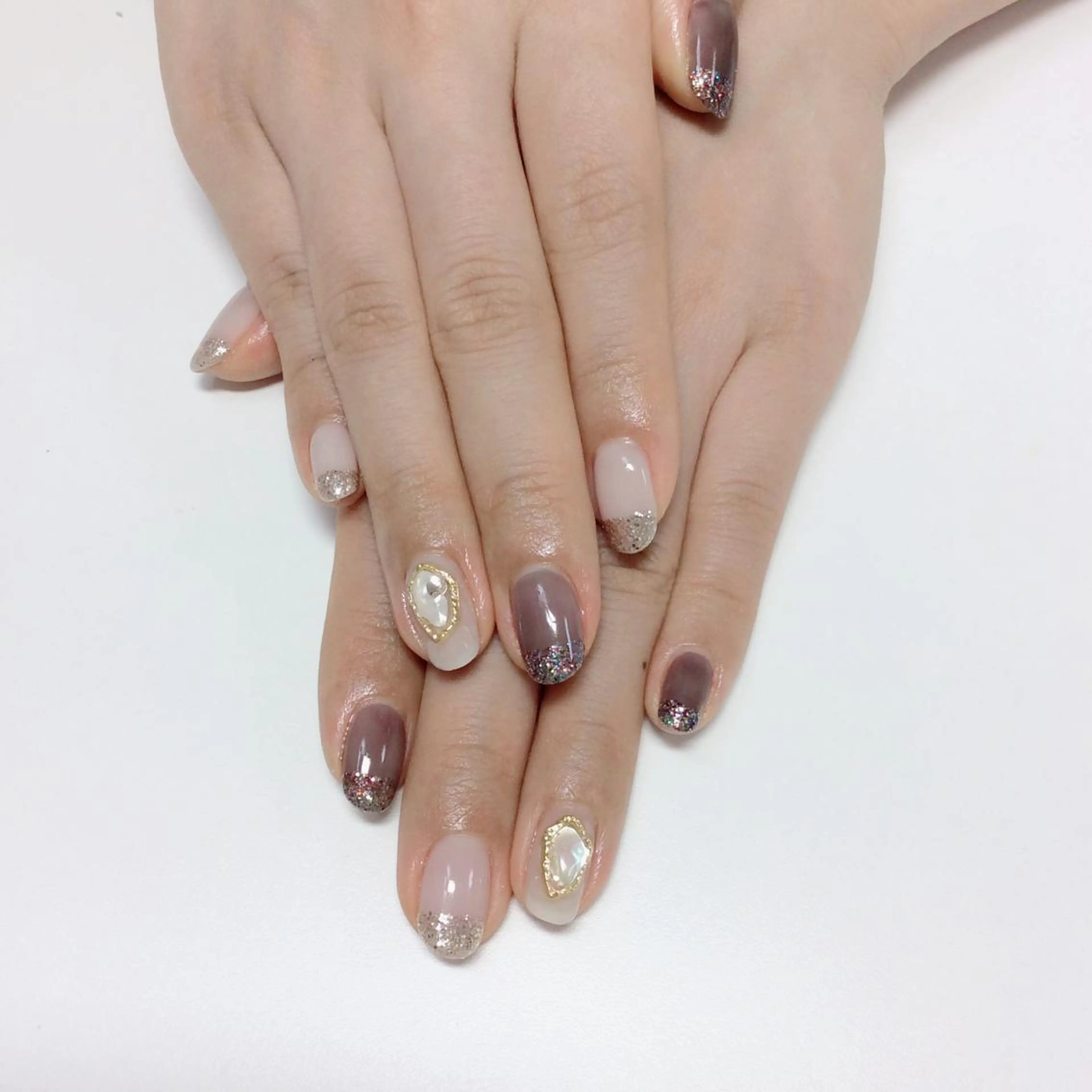 ネイル ニュアンスネイル ホワイト Nail salon Ka pilinaのネイルデザイン