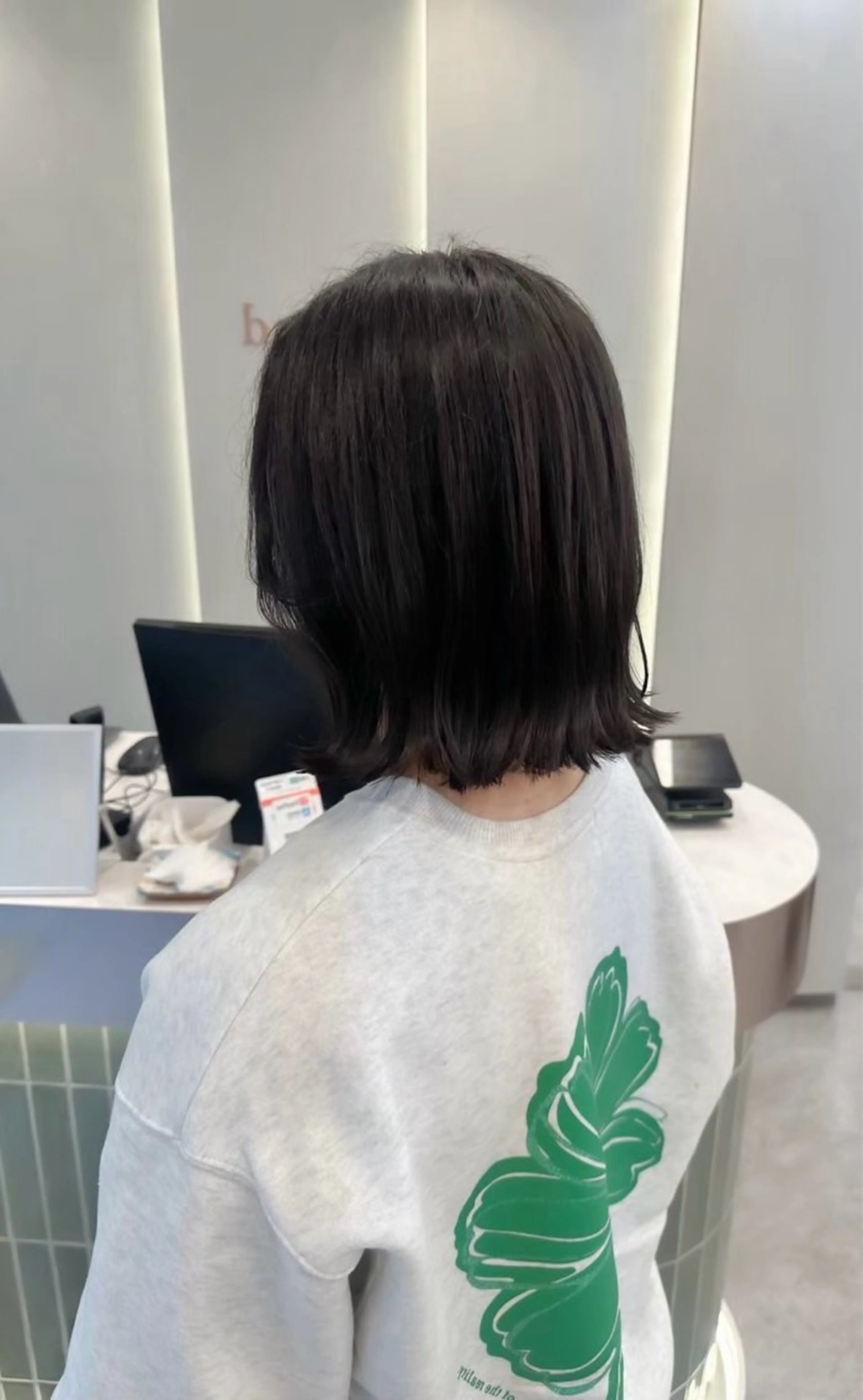 ミディアム ヘアカラー トリートメント 川村 愛依花のヘアスタイル