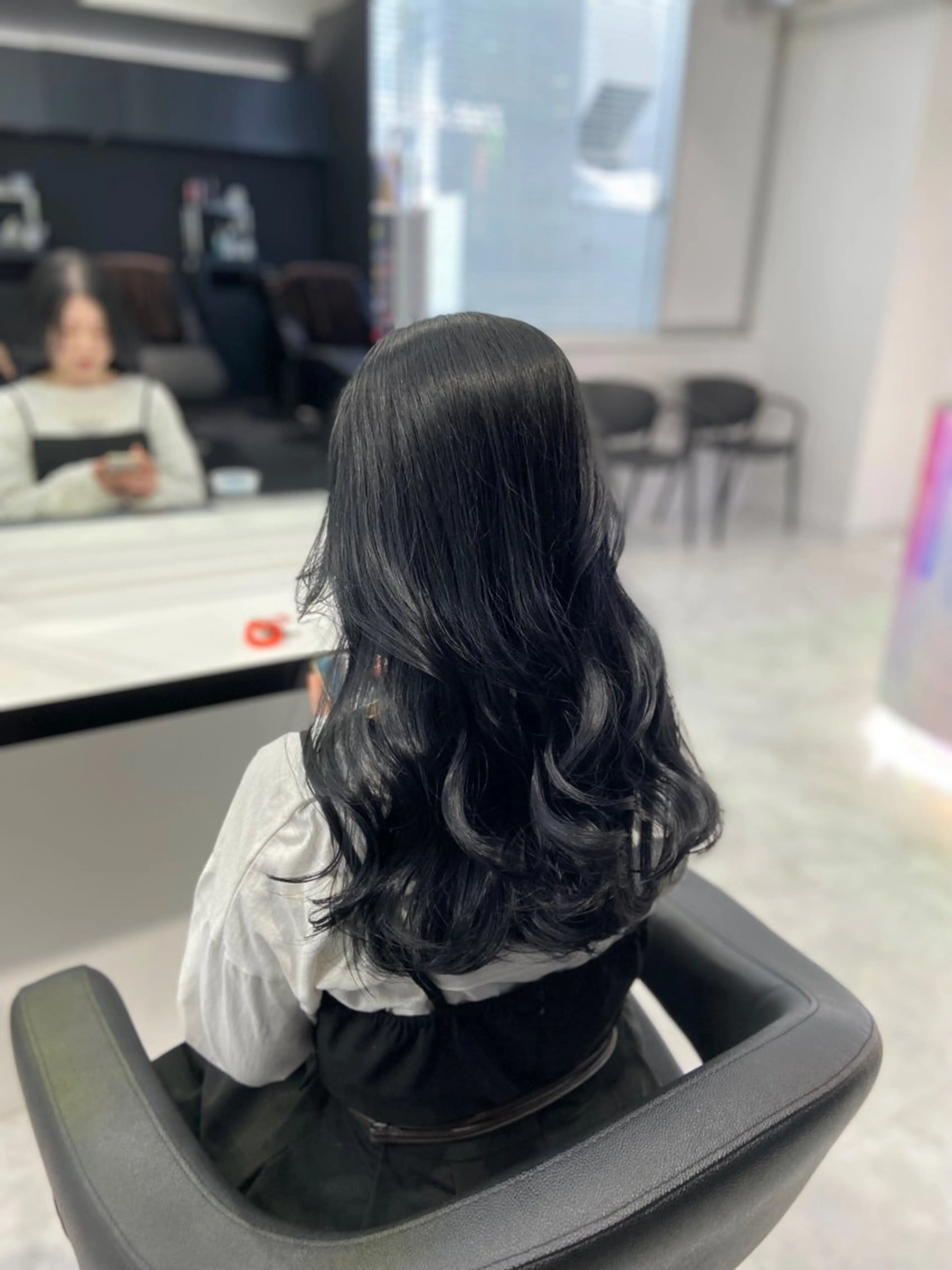 ロング カラー ヘアアレンジ カット ヘアカラー ヘアセット レイヤー×透明感カラ ーHAYATOのヘアスタイル