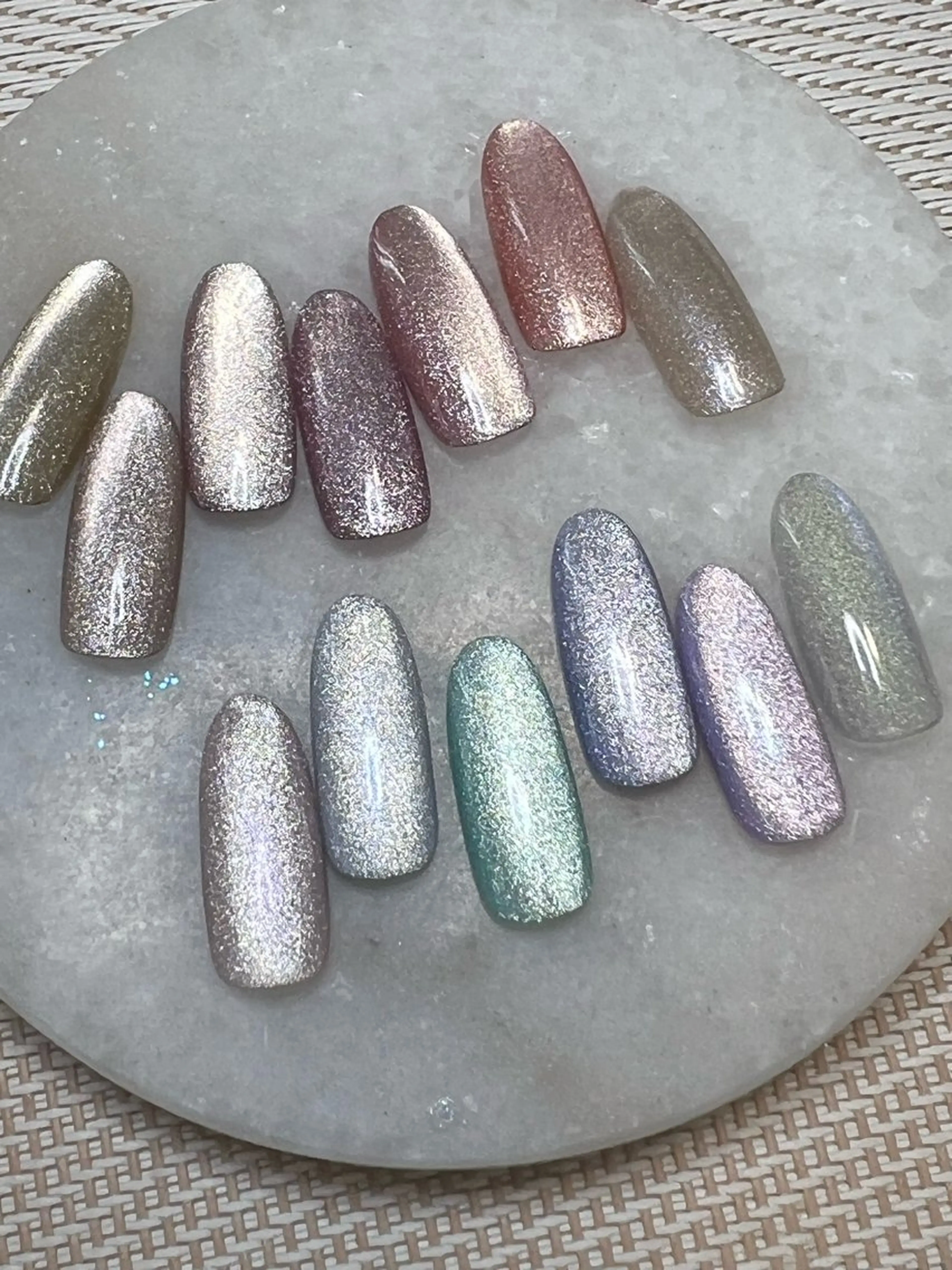 ネイル マグネットネイル ハンドネイル BLUME yukiのネイルデザイン