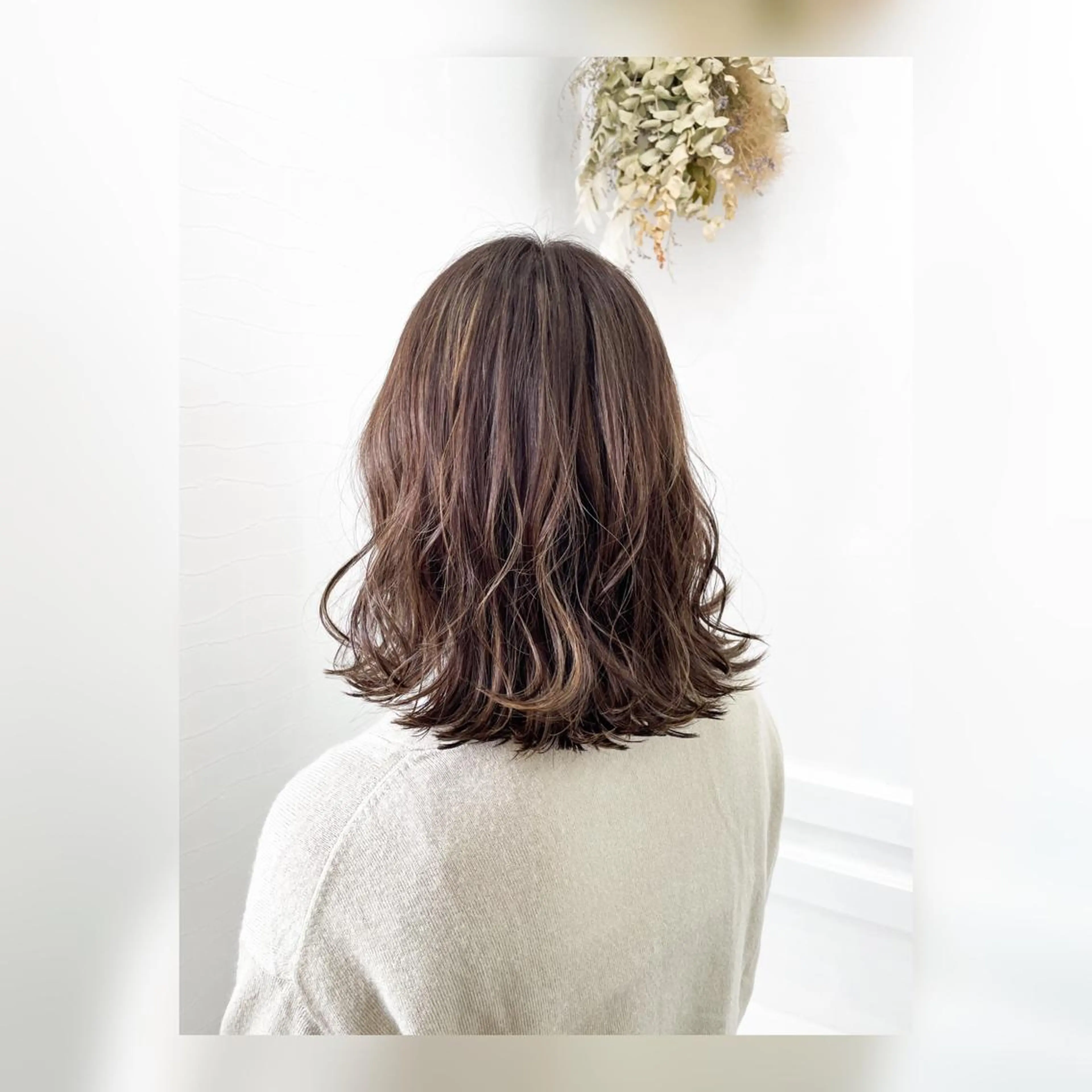 ミディアム カラー ハイライトカラー ハイライト YUIMARL なつきのヘアスタイル