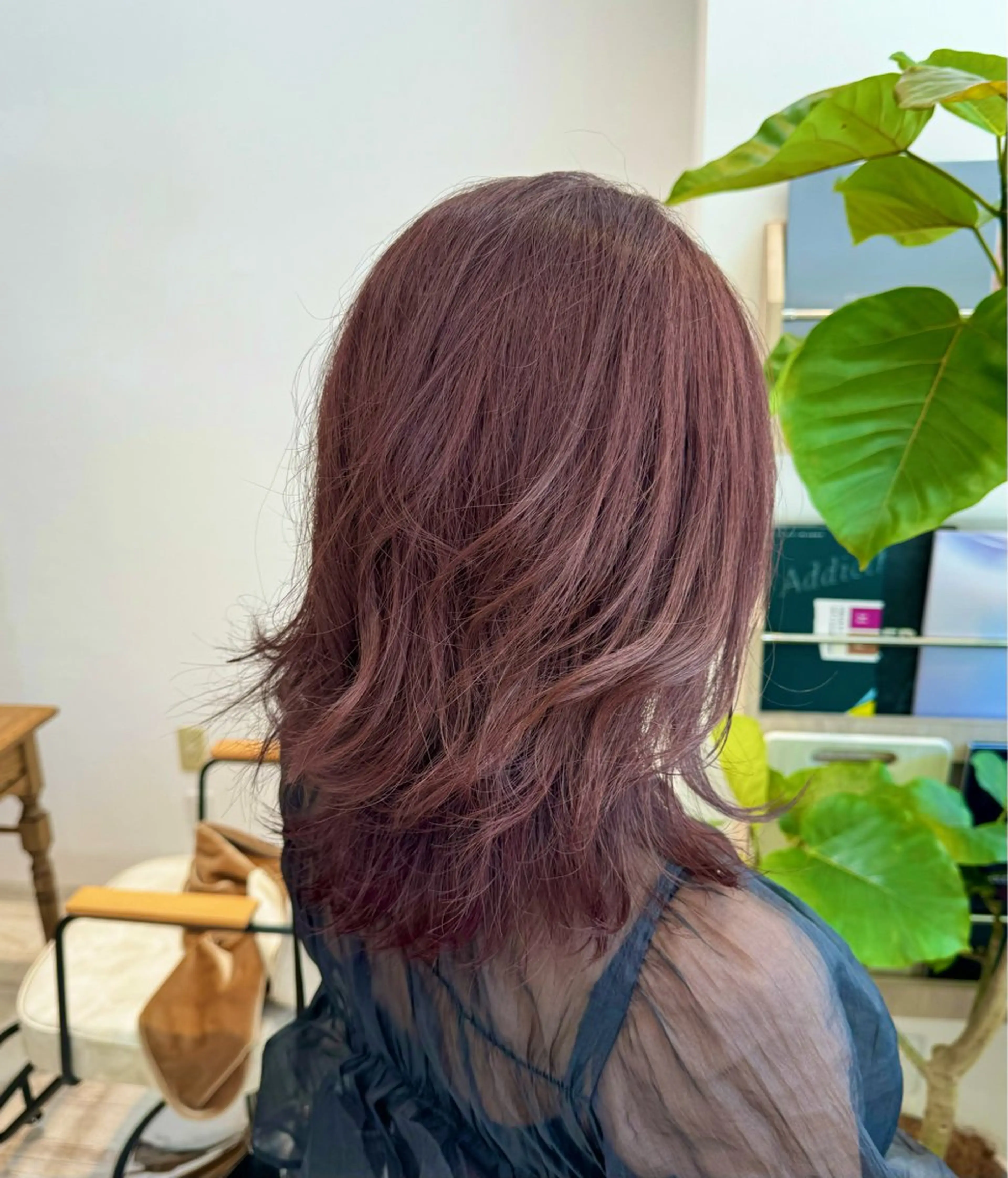 ミディアム カラー ベージュカラー ラベンダーカラー ラベンダーベージュ カット ヘアカラー 吉田 新平のヘアスタイル