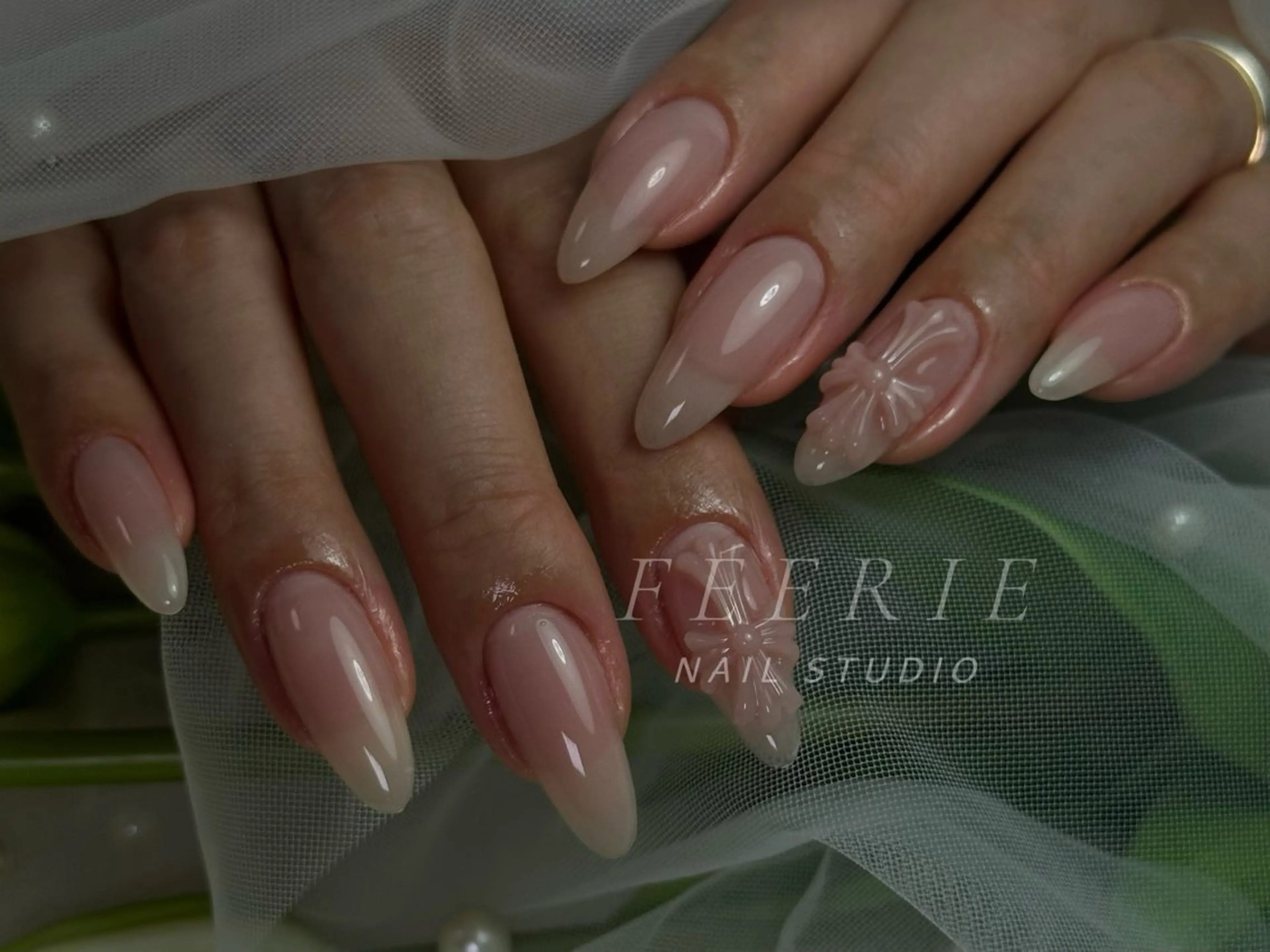 ネイル 成人式 長さ出し フットネイル フレンチネイル ジェルネイル ハンドネイル nail salon Feerieのネイルデザイン