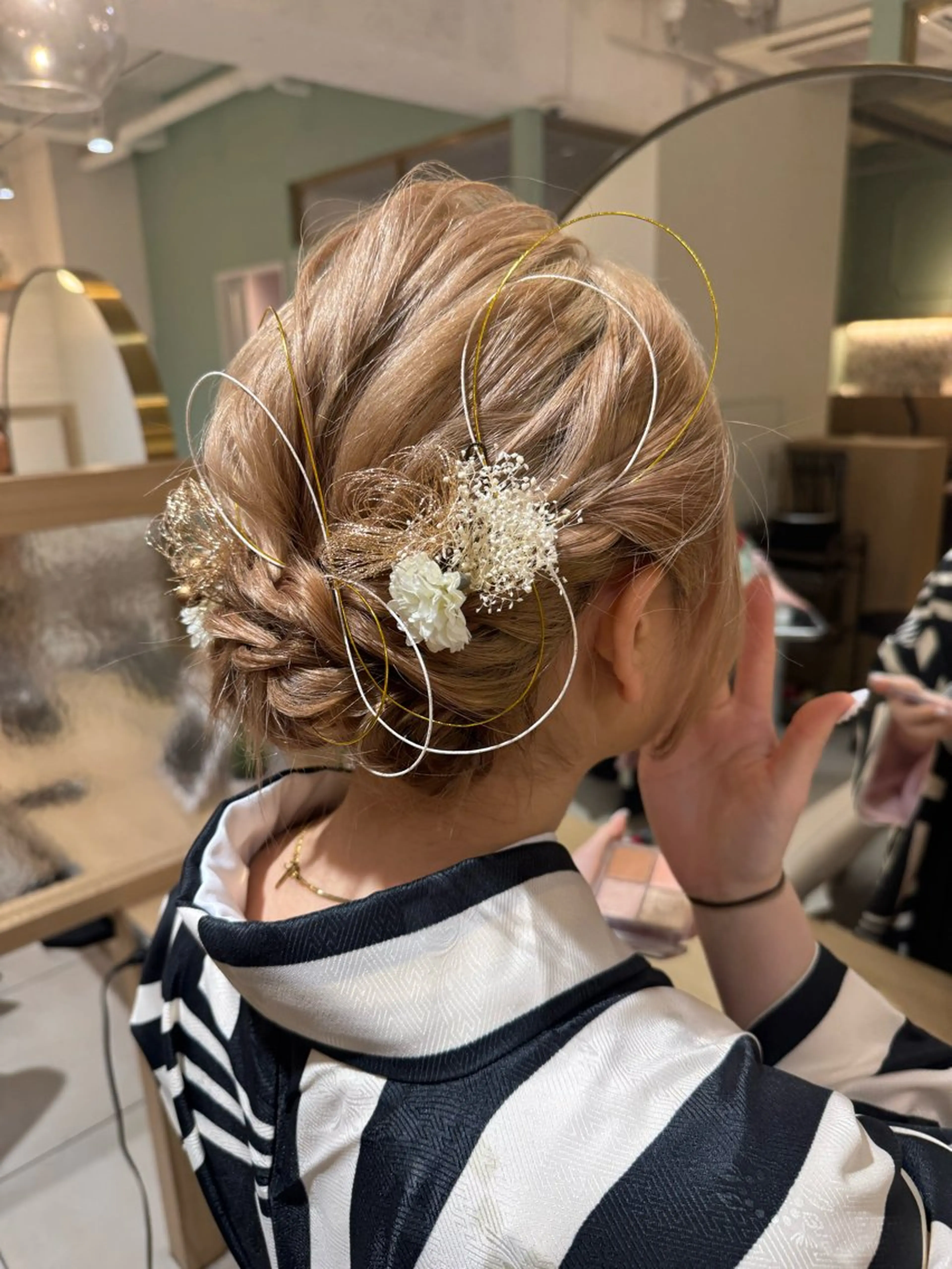 ヘアアレンジ ボブ ヘアセット 🫧🧸カラーヘアメ 🫧MIO🧸🫧のヘアスタイル