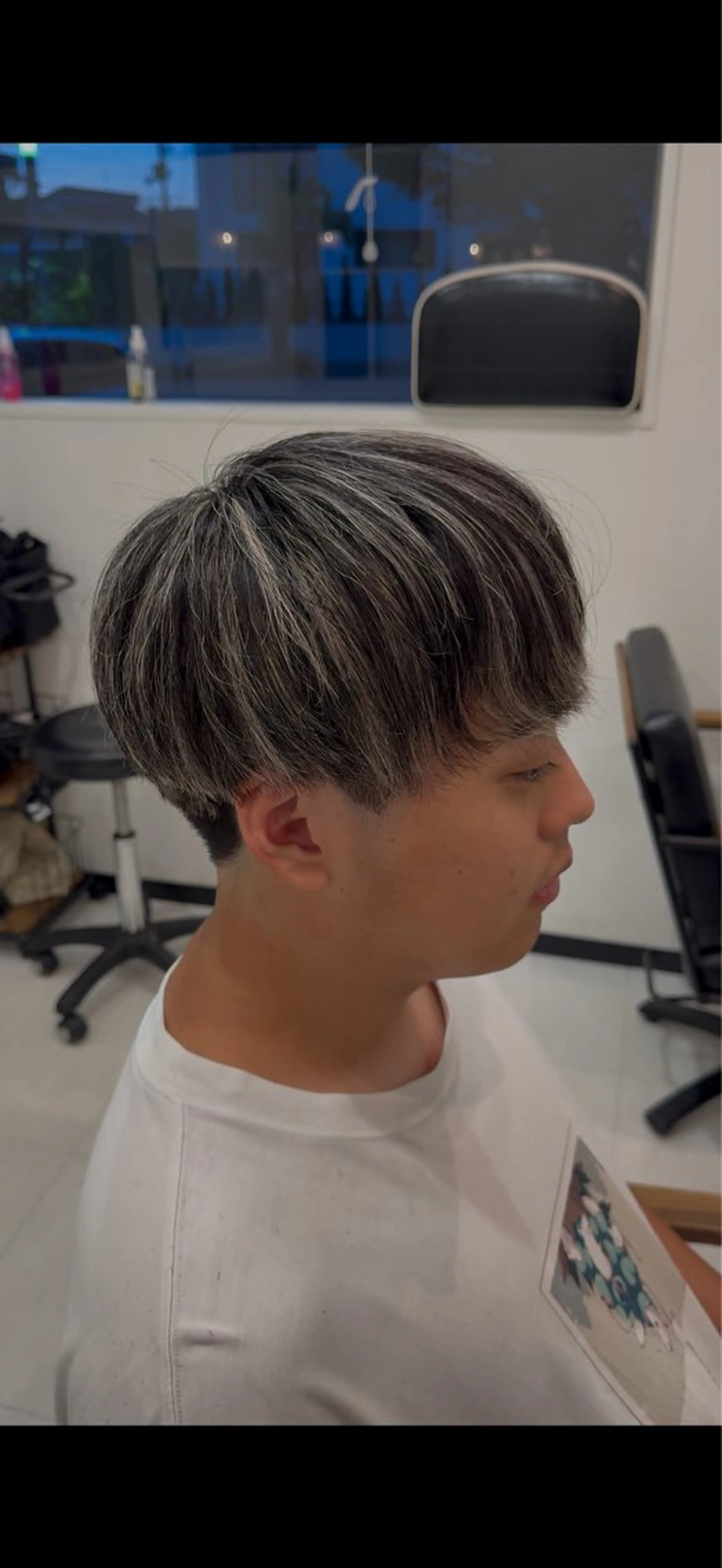 カラー メンズ メンズハイライト マッシュ ハイライトカラー ヘアカラー ARISE所属・✨長岡/艶/パーマ /剣持快吏✨のヘアスタイル