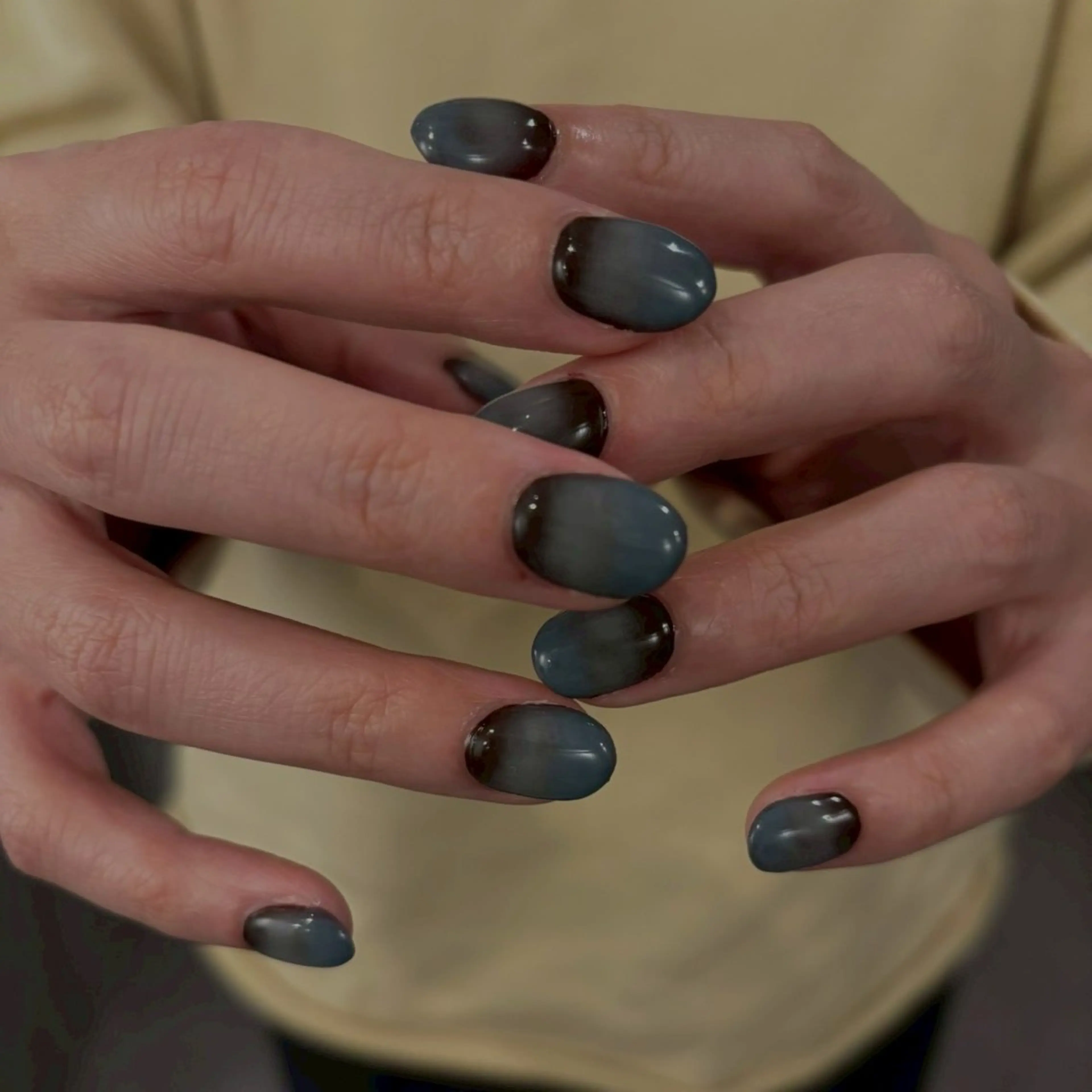 ネイル マグネットネイル ニュアンスネイル nailsalon Rihkaのネイルデザイン