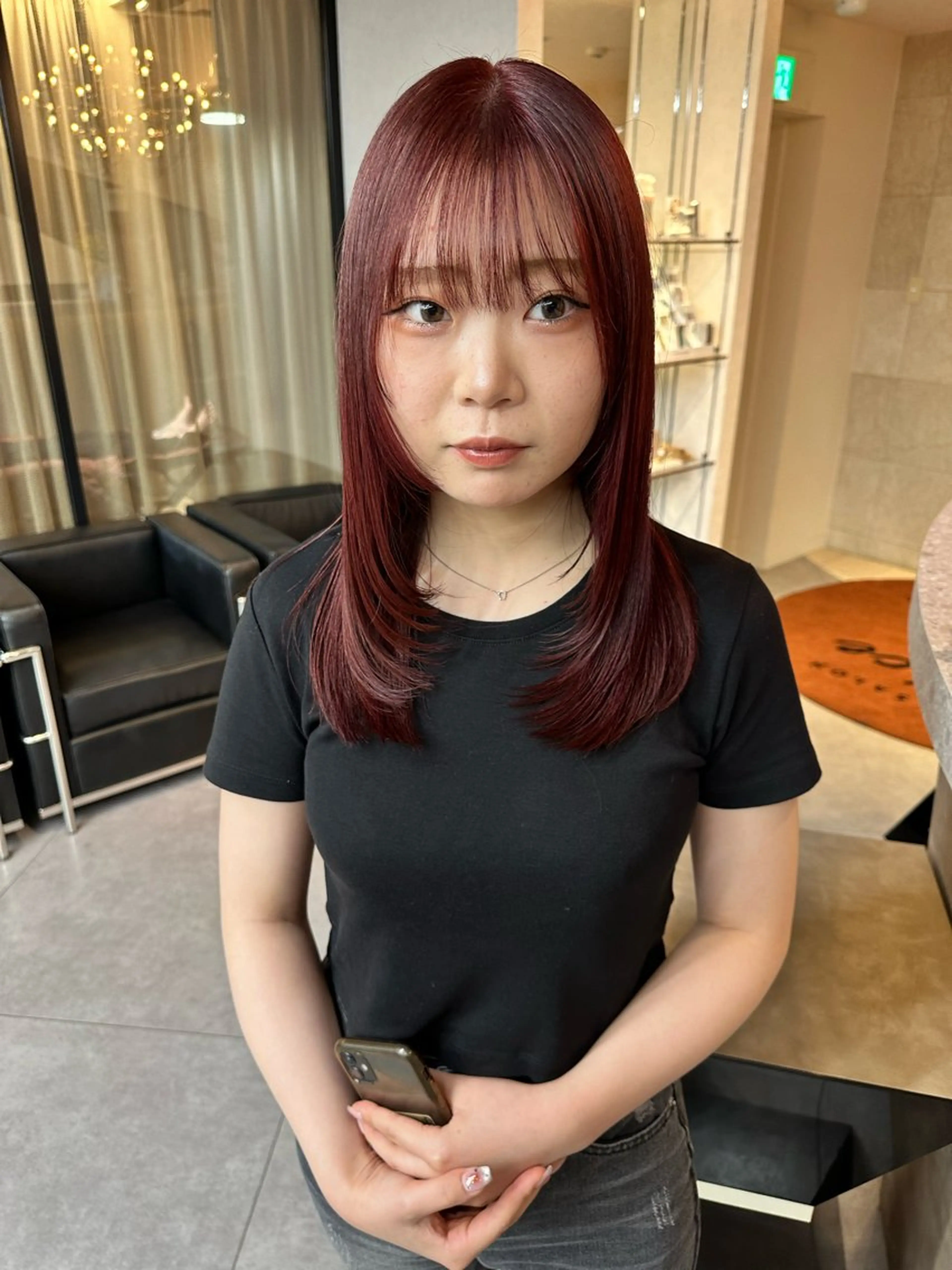 ミディアム カラー ウルフとハイトーン みっちー✂️のヘアスタイル