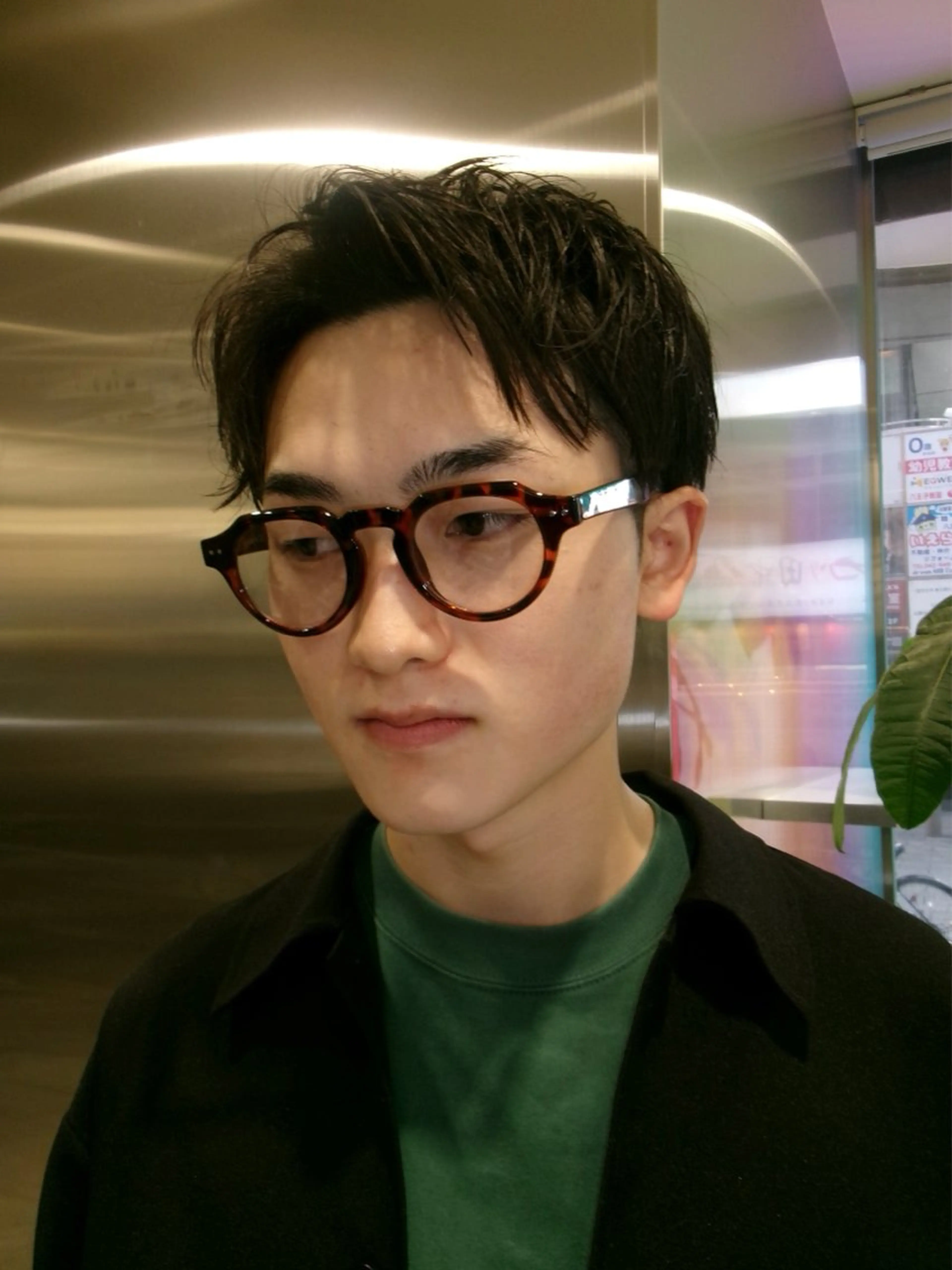 ショート ARISA︎ メンズ特化/パーマのヘアスタイル